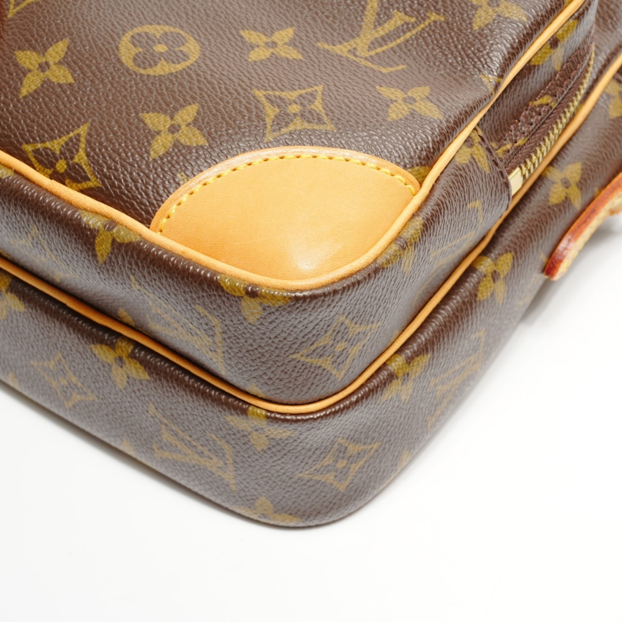 Louis Vuitton Monogram Brown Monogram Shoulder Bag (Pre-Owned)