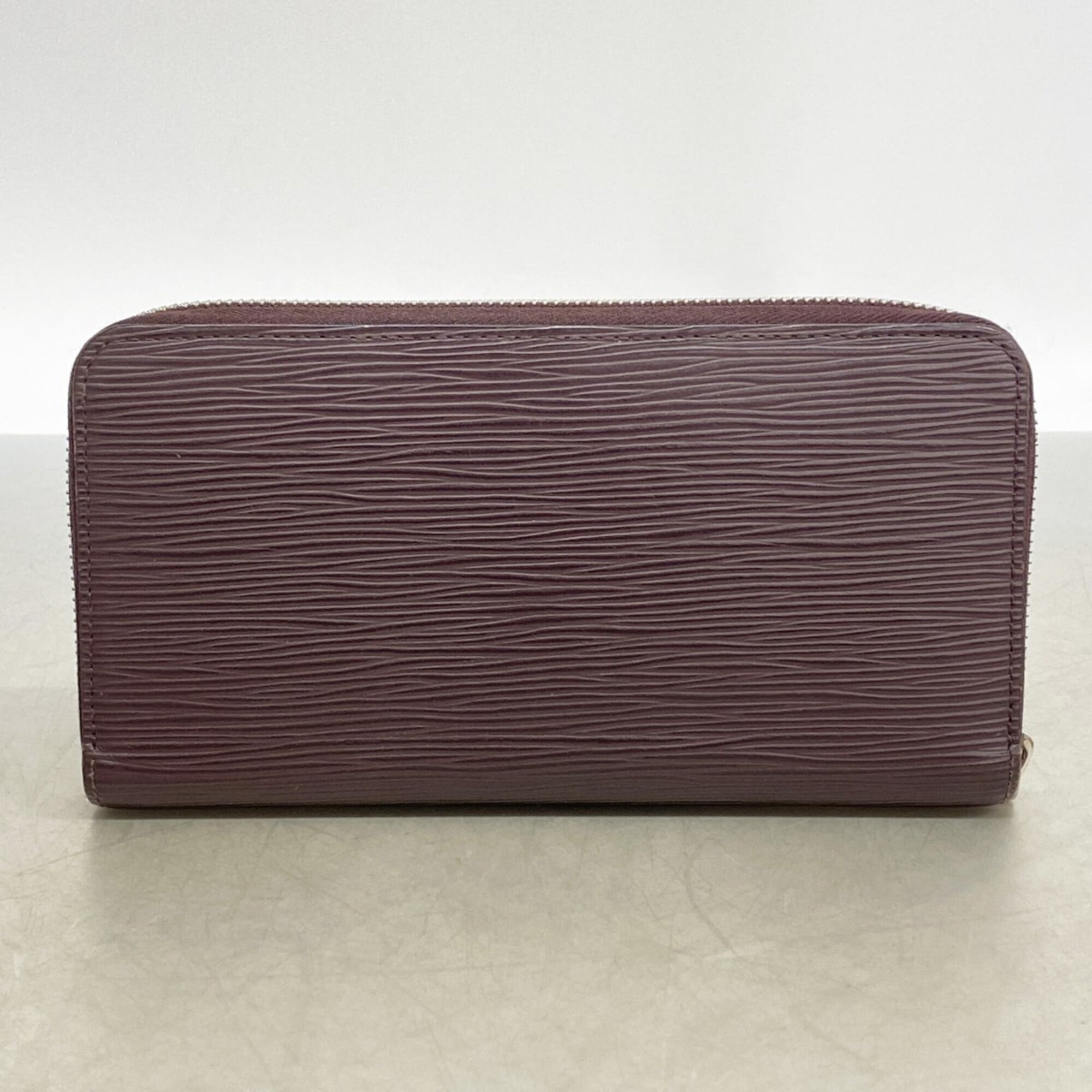Louis Vuitton Quetsche Long Wallet (Bi-Fold) (Pre-Owned)