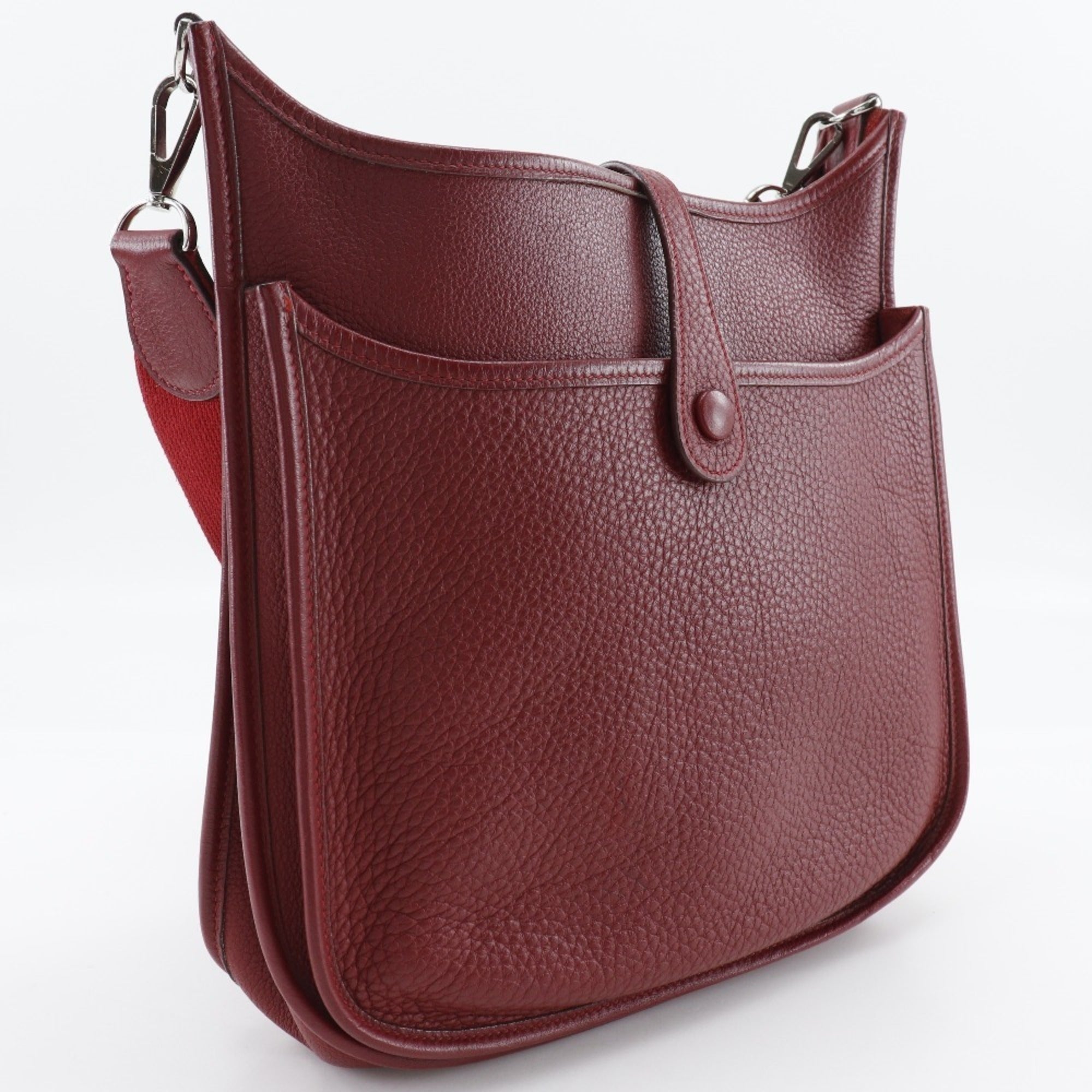 Hermes Red Color Taurillon Clemence Leather Shoulder Bag (Pre-Owned)