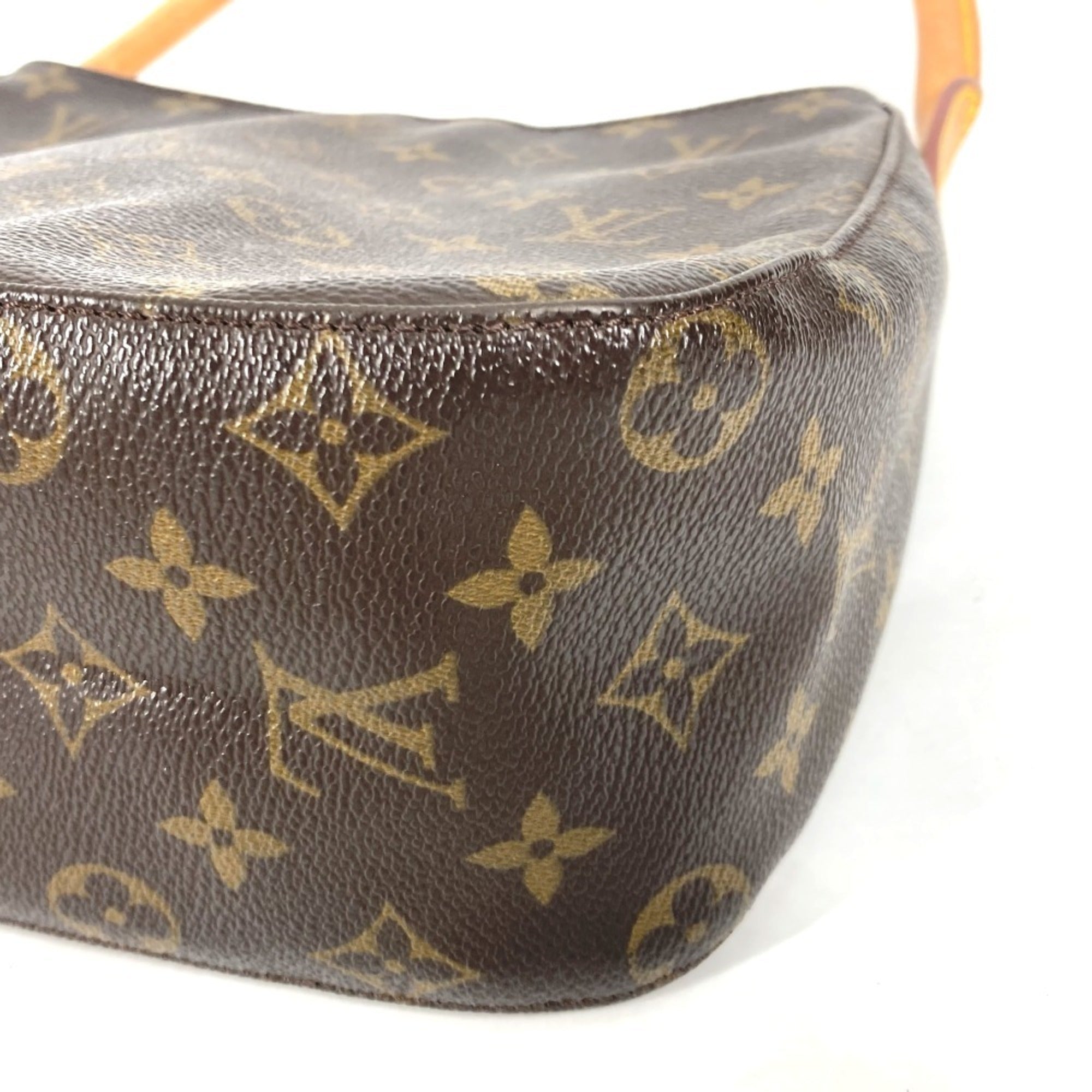 Louis Vuitton Monogram Brown Monogram Shoulder Bag (Pre-Owned)