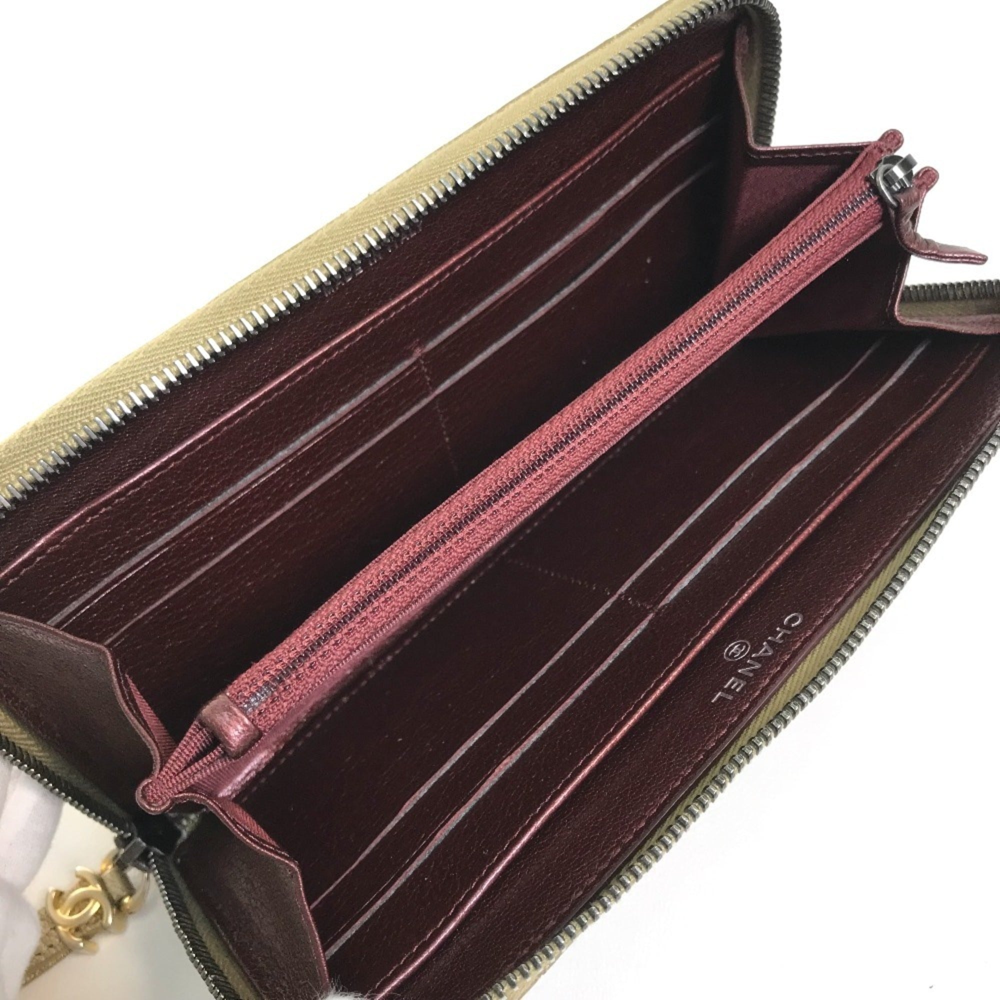 Chanel Matelasse Gold Brown Leather Long Wallet (Bi-Fold) (Pre-Owned)