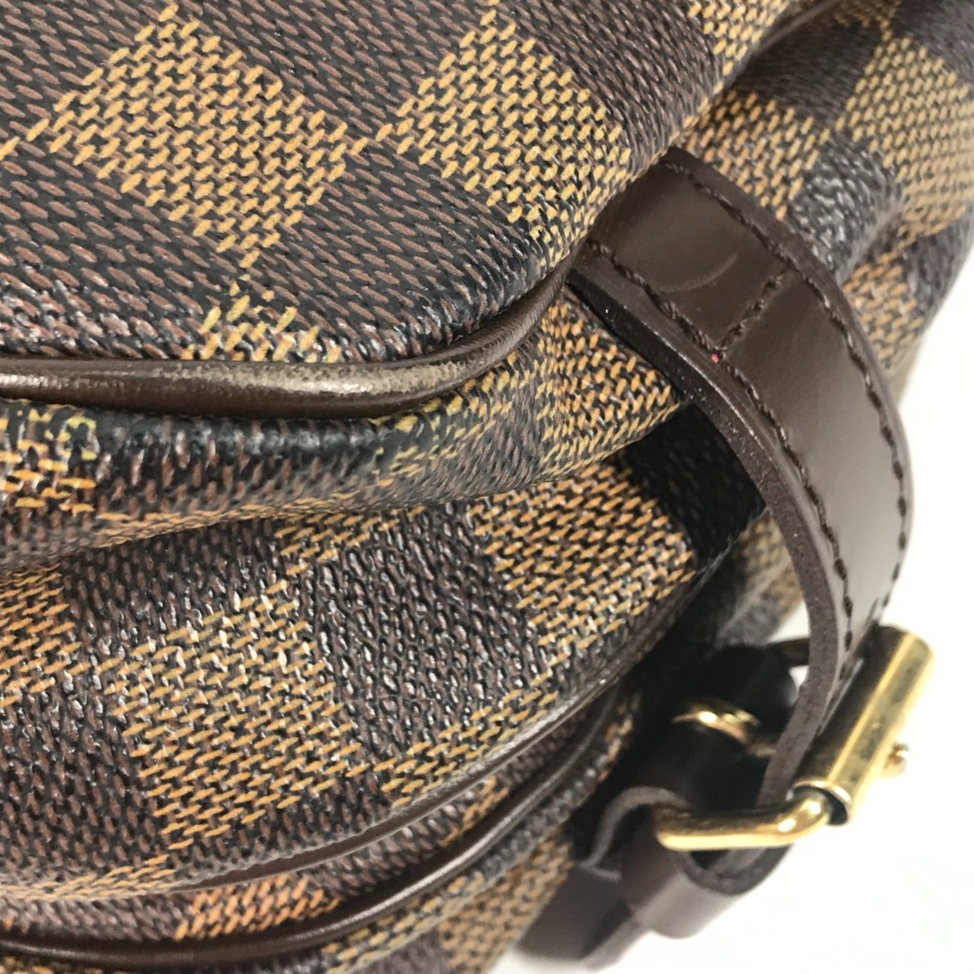 Louis Vuitton Brown Other Shoulder Bag (Pre-Owned)