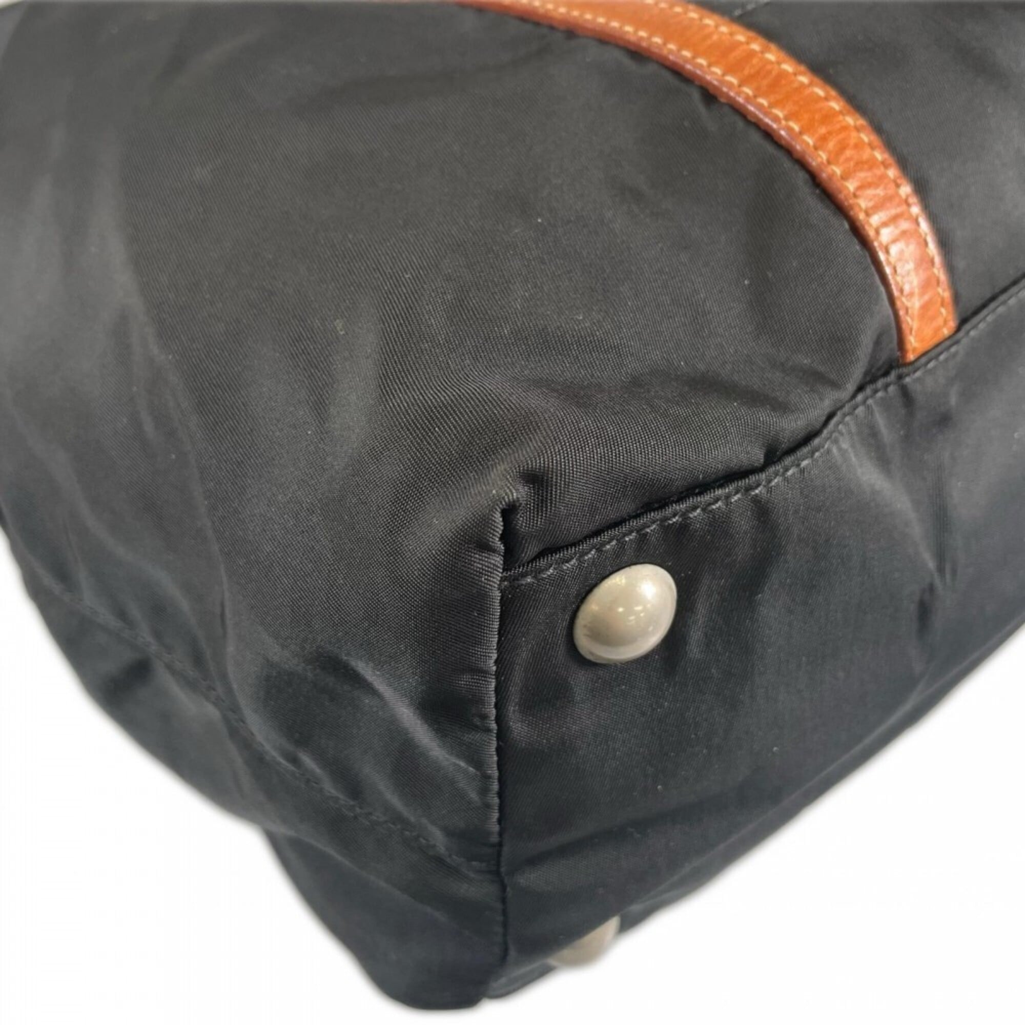 Prada Black Nylon Handbag (Pre-Owned)