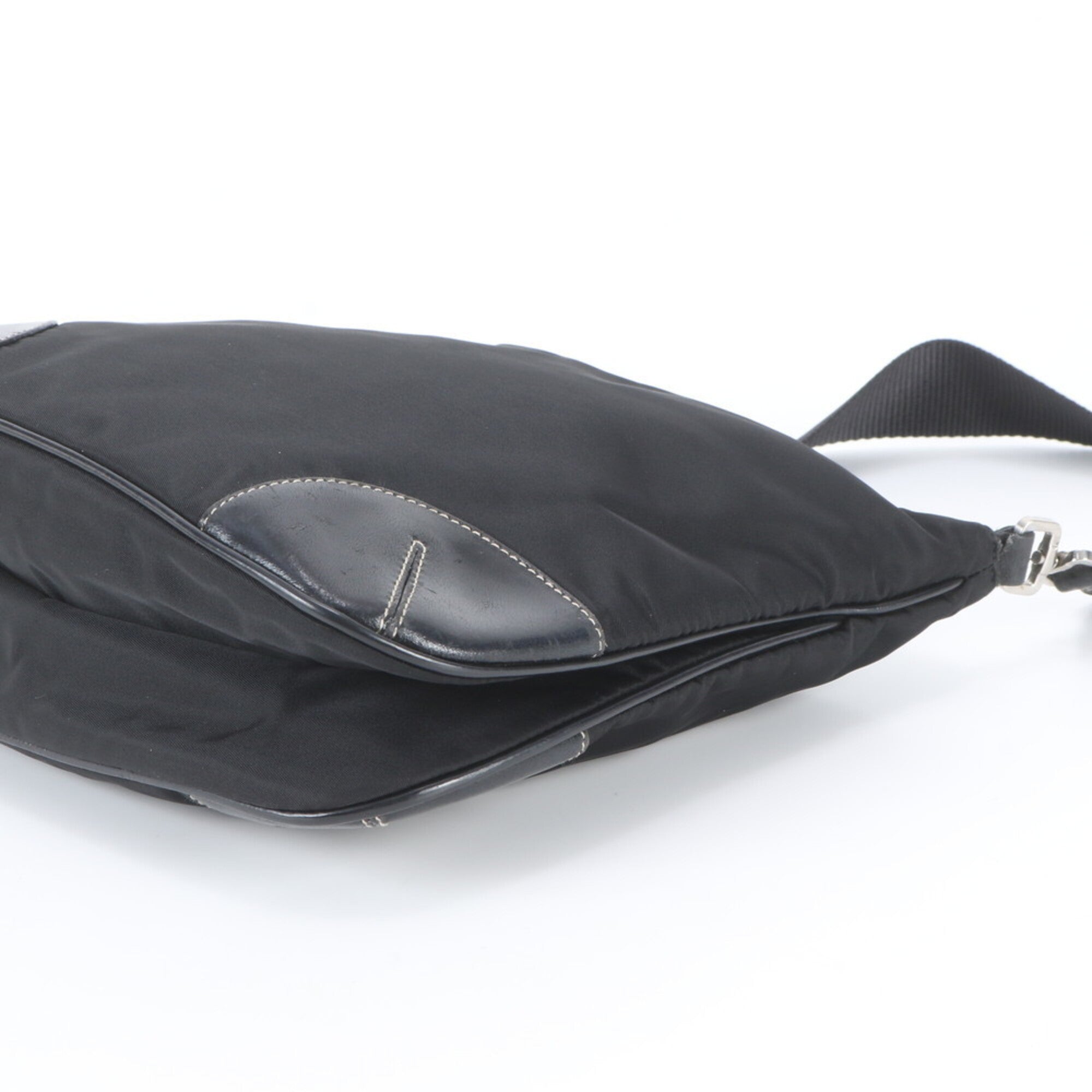 Prada Black Messenger Bag Shoulder Bag (Pre-Owned)