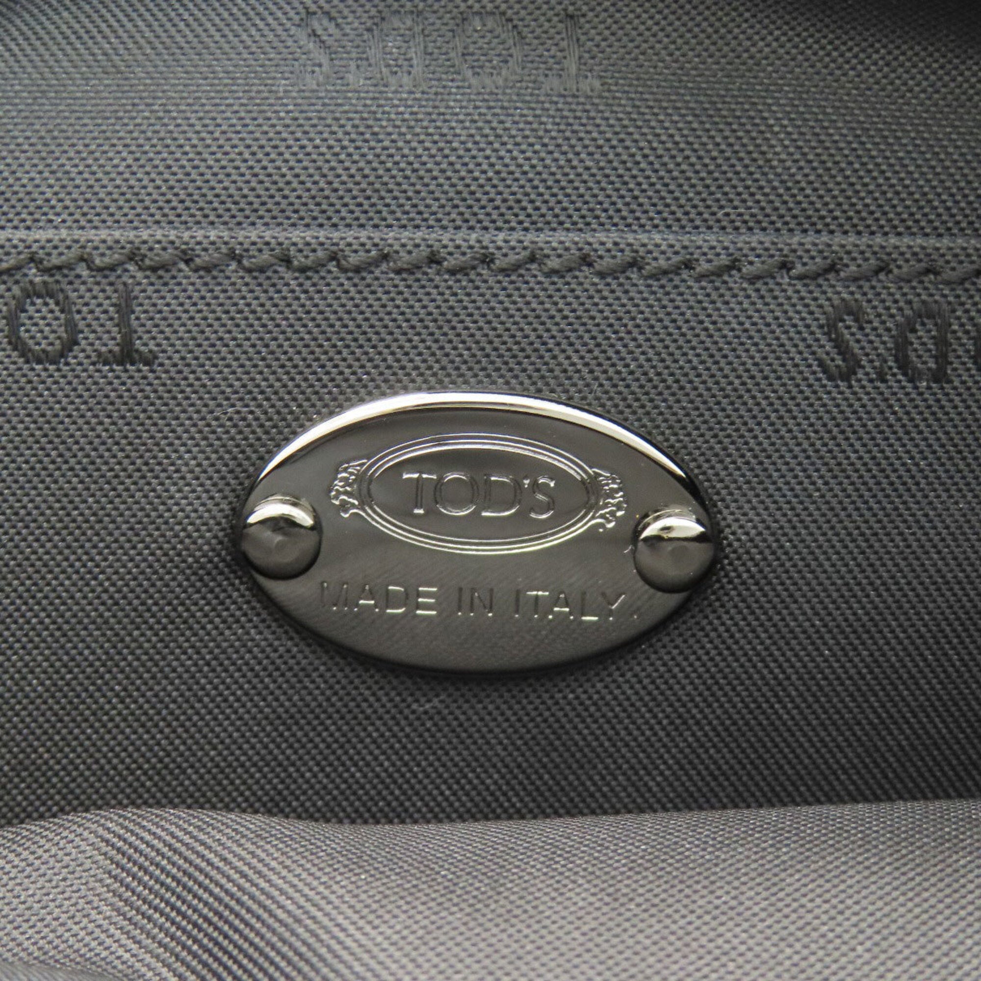 Tod's Black Leather Handbag (Pre-Owned)