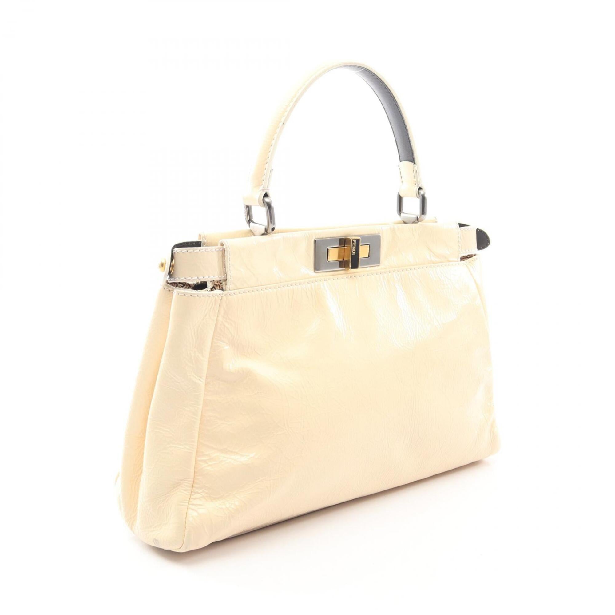 Fendi Ivory Patent Leather Handbag (Pre-Owned)