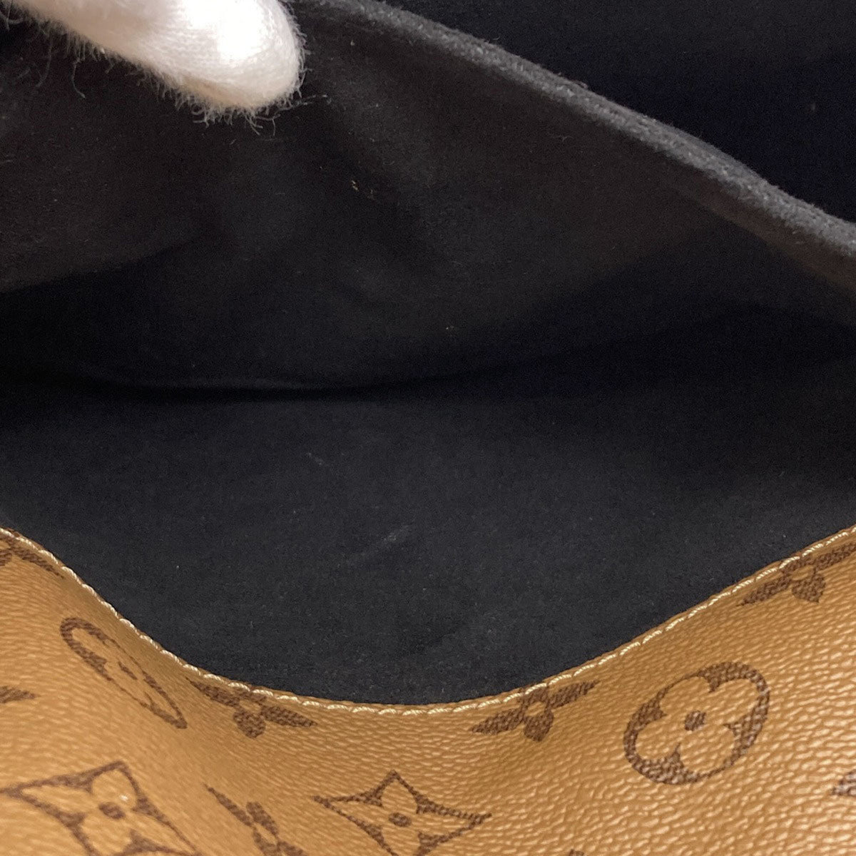 Louis Vuitton Monogram Monogram Reverse Monogram Monogram Reverse Handbag Pochette (Pre-Owned)