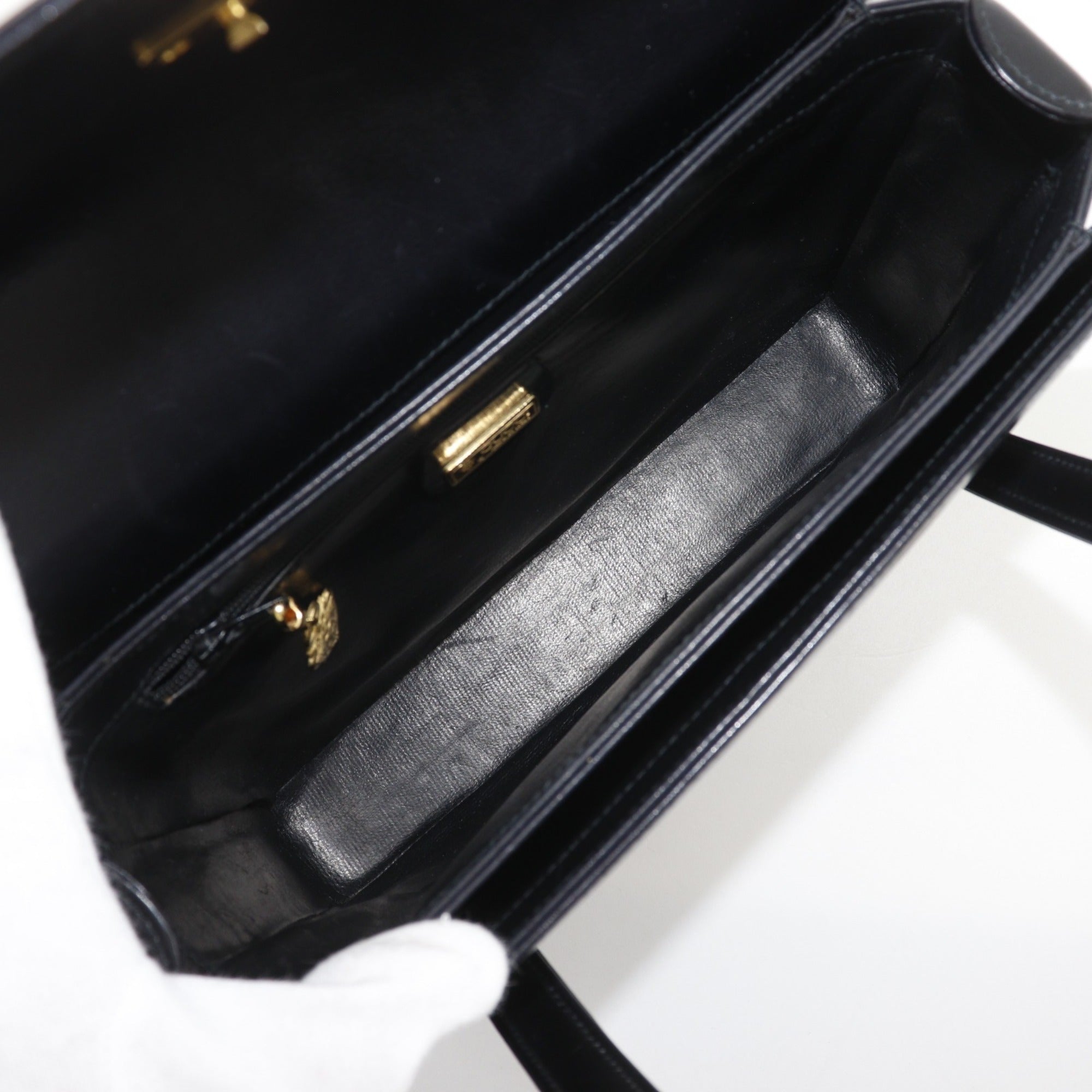 Gucci Black Leather Handbag (Pre-Owned)