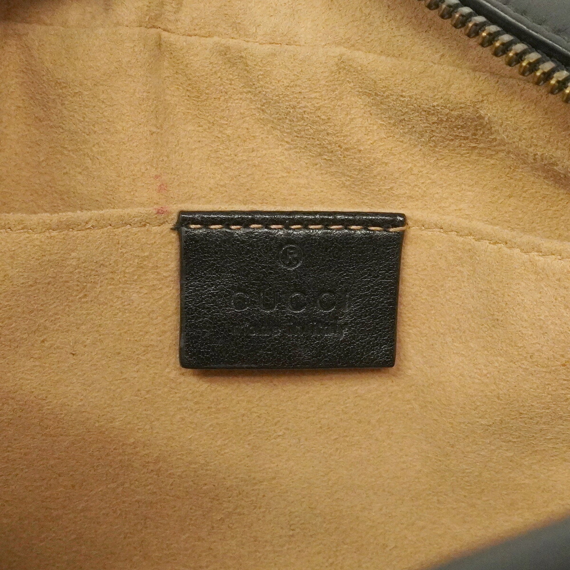 Gucci Black Leather Shoulder Bag (Pre-Owned)