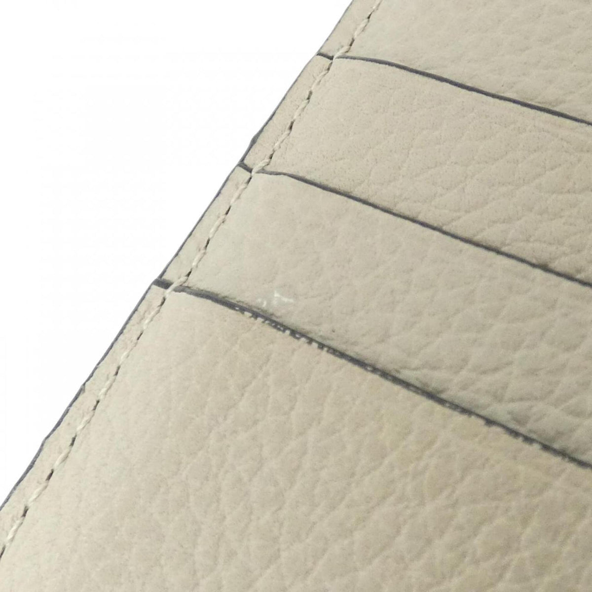 Loewe Beige Leather Coin Purse/Coin Case (Pre-Owned)