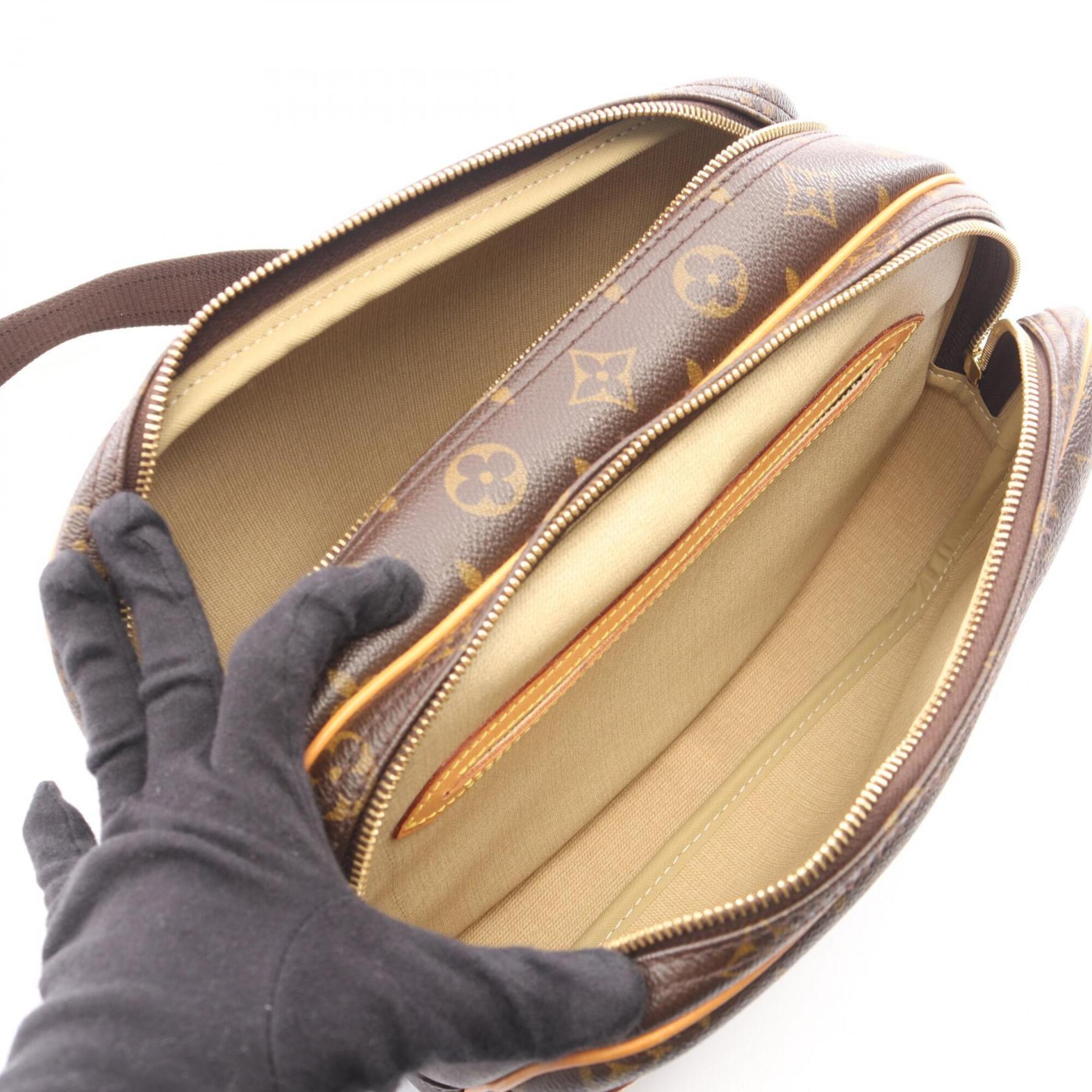 Louis Vuitton Brown Pvc Leather Handbag Shoulder Bag (Pre-Owned)