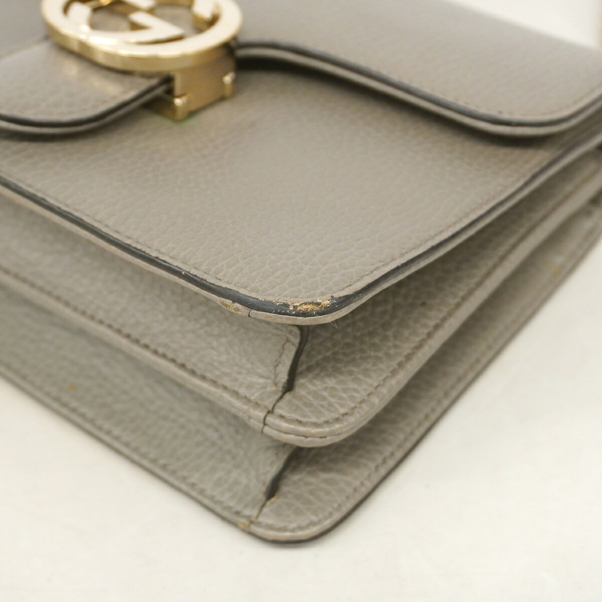 Gucci Gray Leather Shoulder Bag (Pre-Owned)