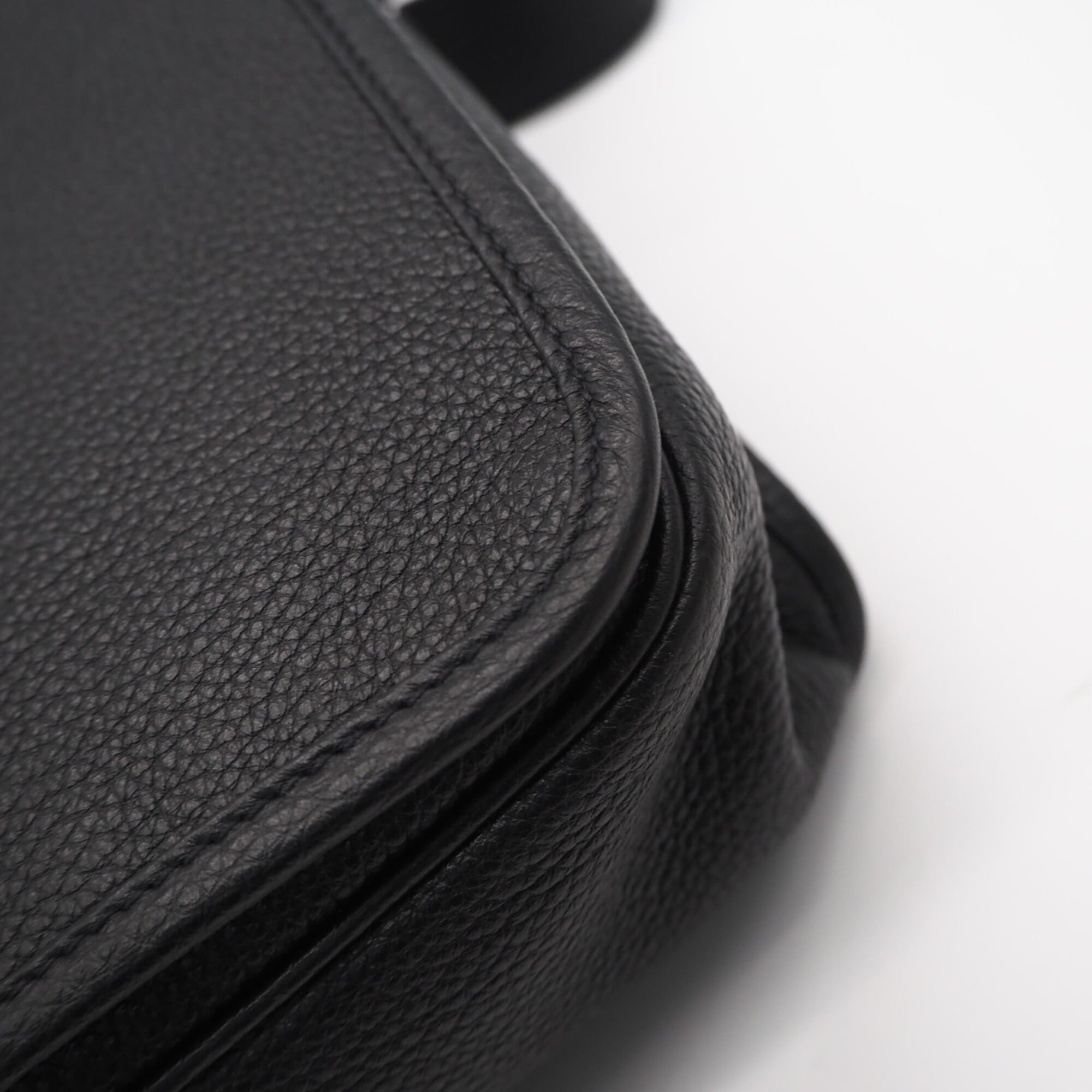 Prada Black Leather Shoulder Bag (Pre-Owned)
