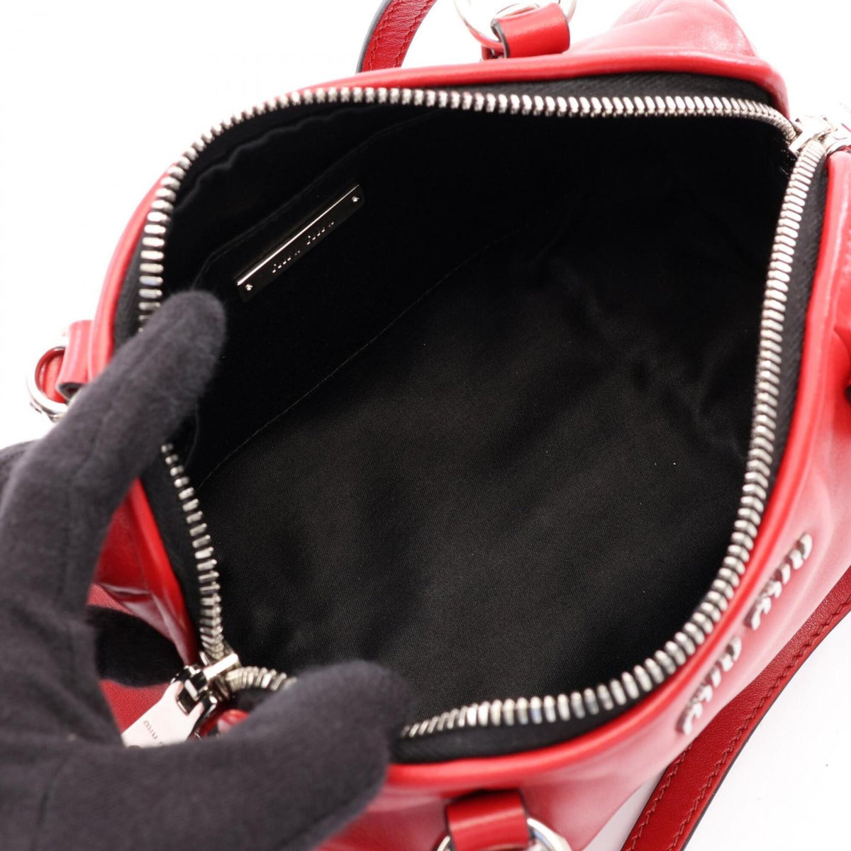 Miu Miu Red Color Leather Handbag (Pre-Owned)
