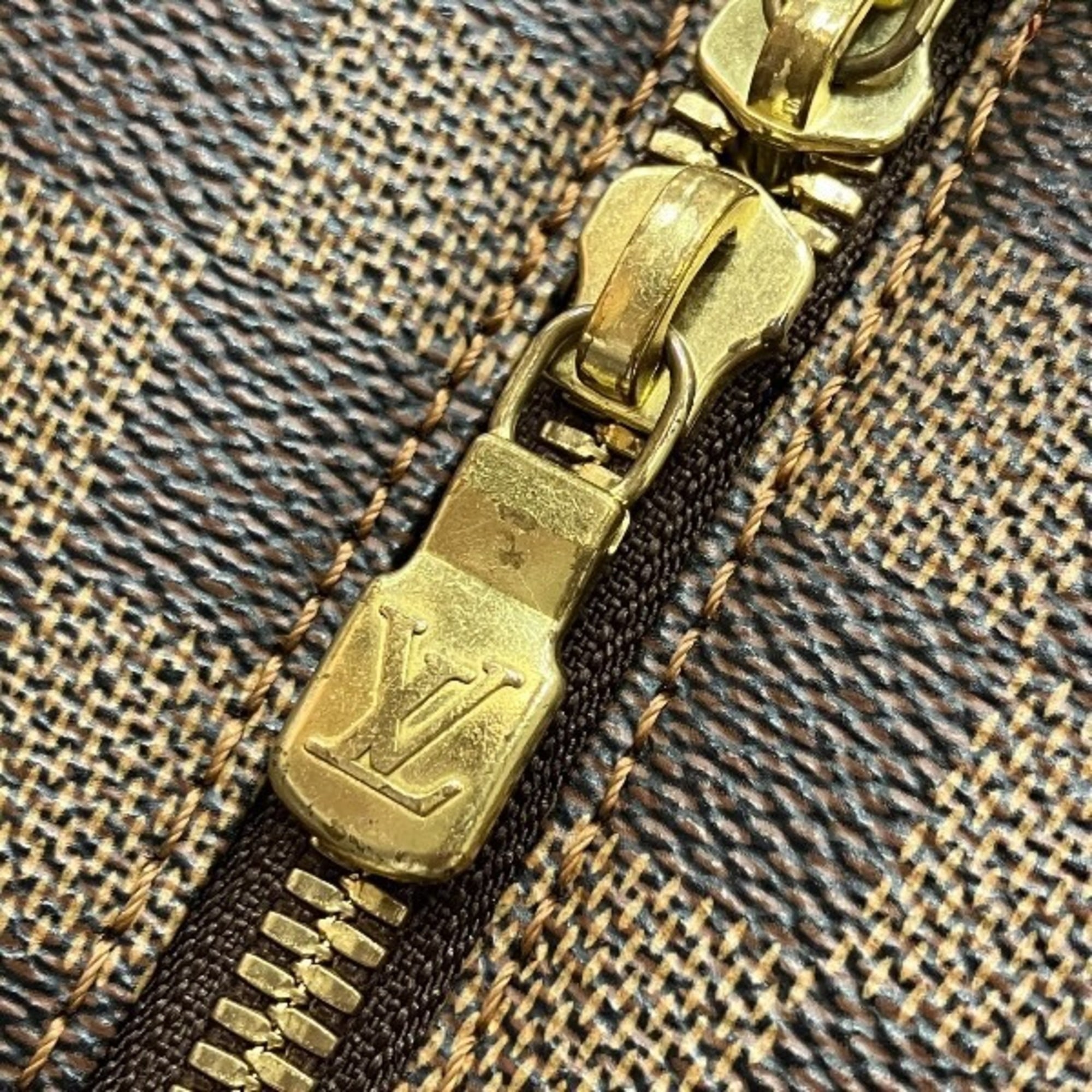 Louis Vuitton Brown Handbag (Pre-Owned)