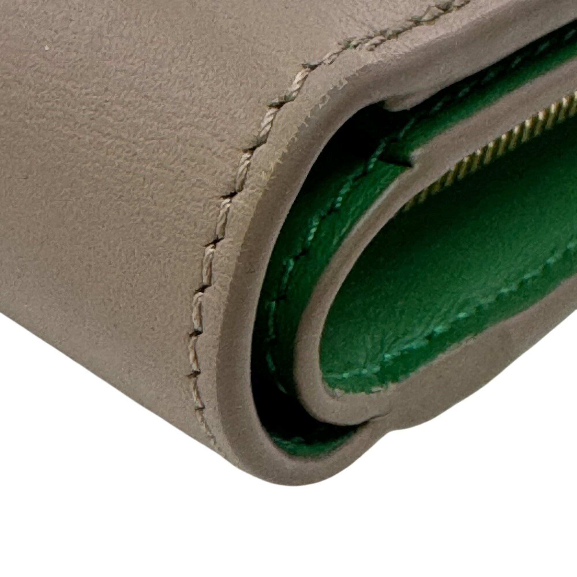 Loewe Beige Green Leather Wallet (Bi-Fold) (Pre-Owned)