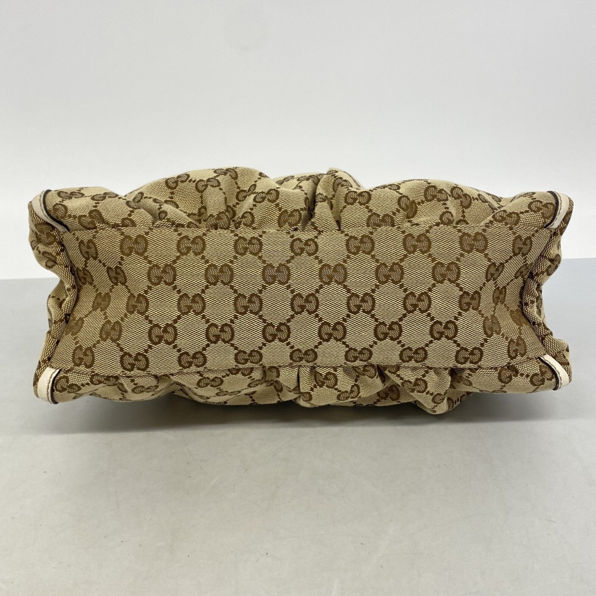 Gucci Beige Canvas Handbag (Pre-Owned)