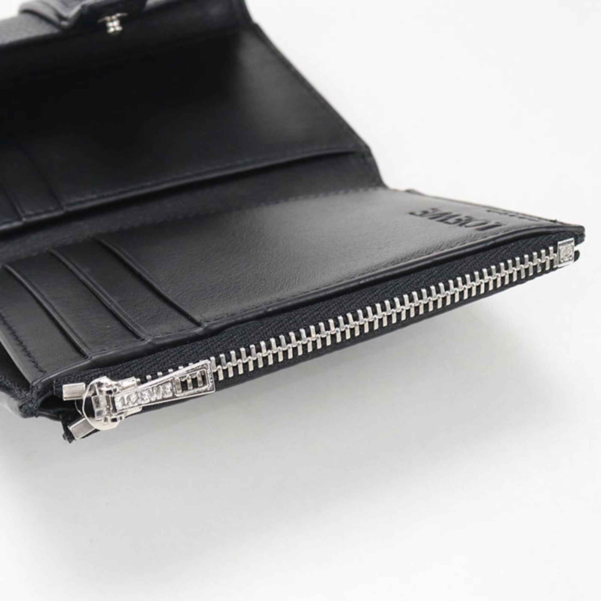 Loewe Black Leather Wallet (Tri-Fold) (Pre-Owned)