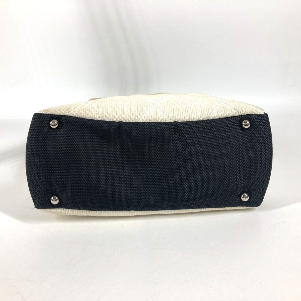 Chanel Black White Canvas Shoulder Bag Tote Bag (Pre-Owned)