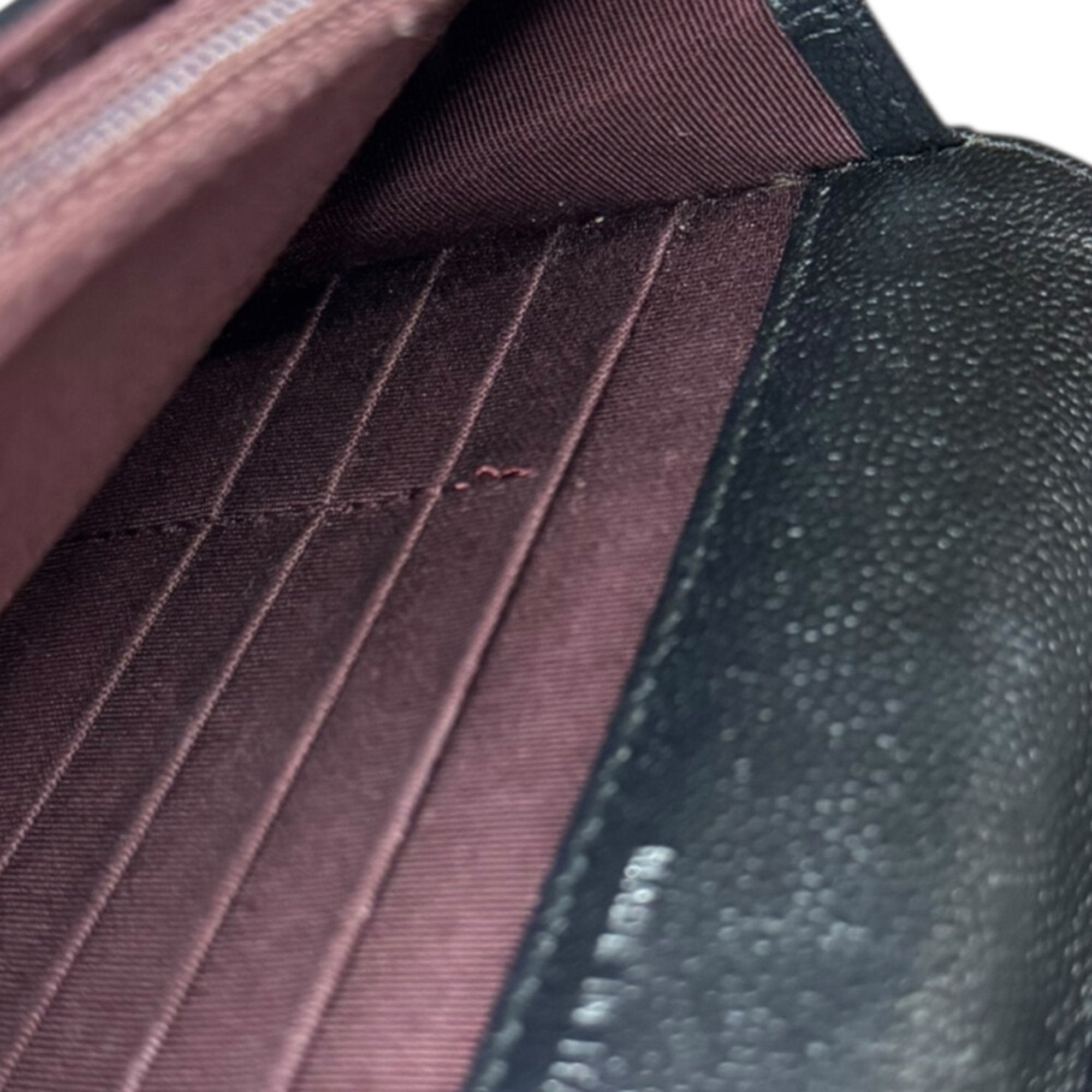 Chanel Matelasse Black Grained Calfskin Shoulder Bag (Pre-Owned)