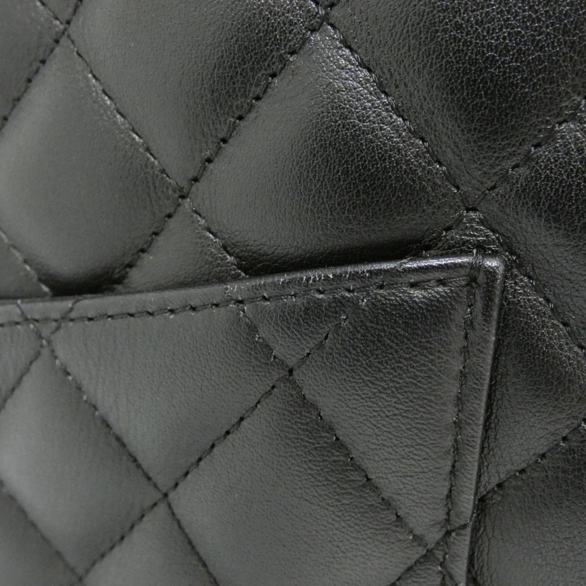 Chanel Black Leather Handbag (Pre-Owned)