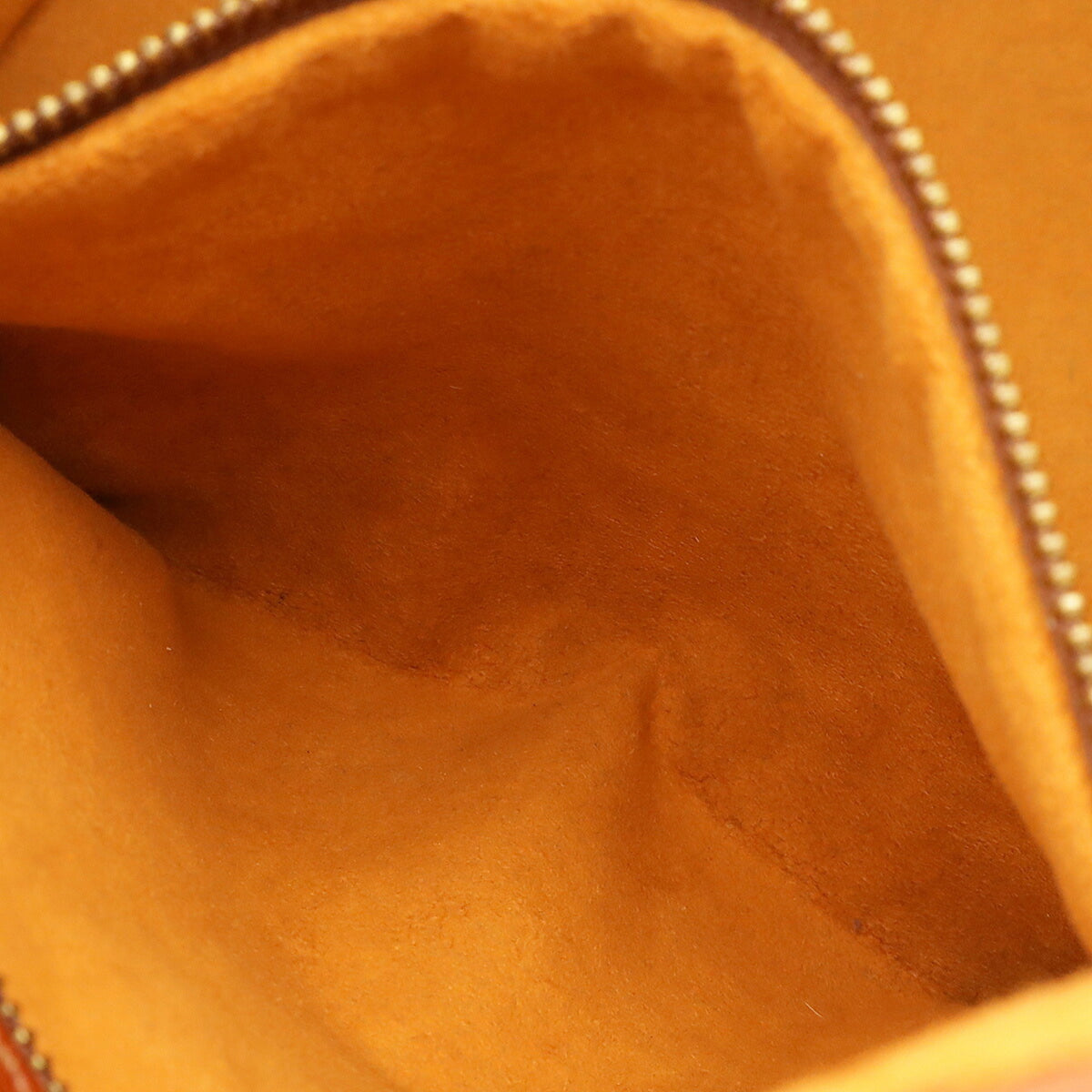 Louis Vuitton Brown Shoulder Bag (Pre-Owned)