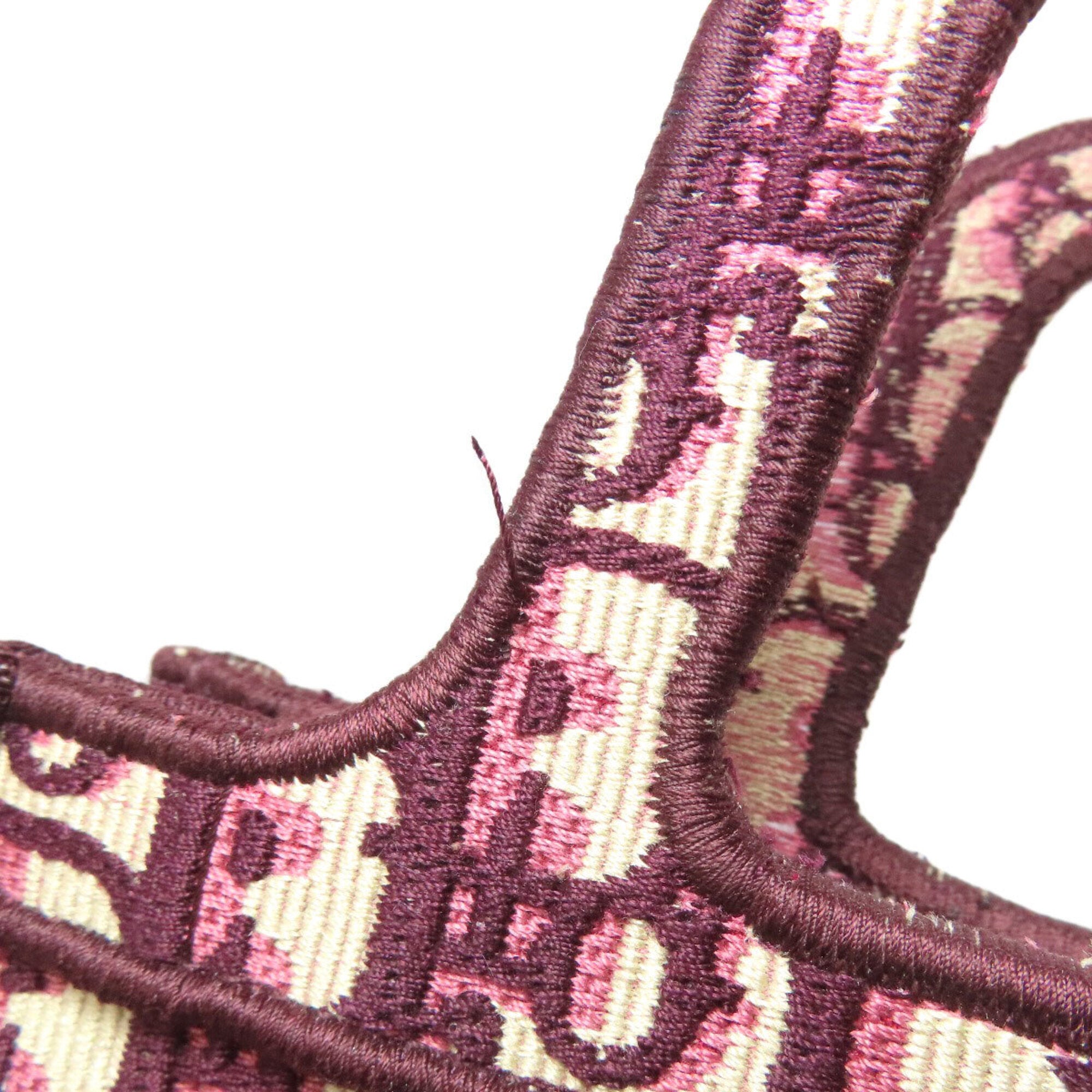 Christian Dior Bordeaux Canvas Handbag (Pre-Owned)