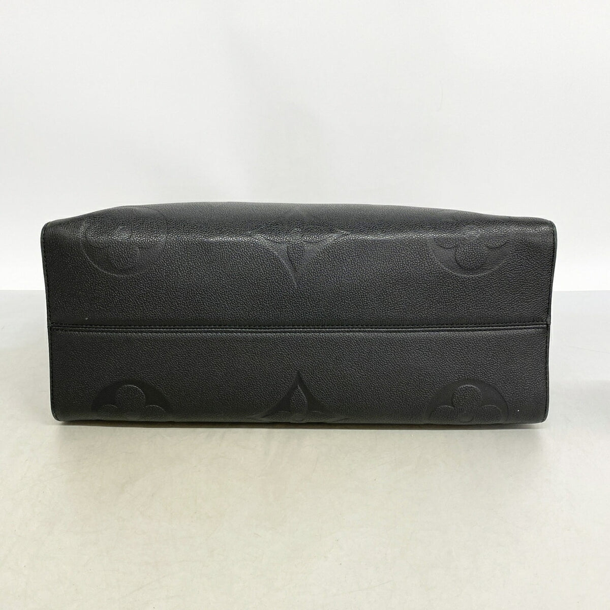 Louis Vuitton Noir Tote Bag (Pre-Owned)
