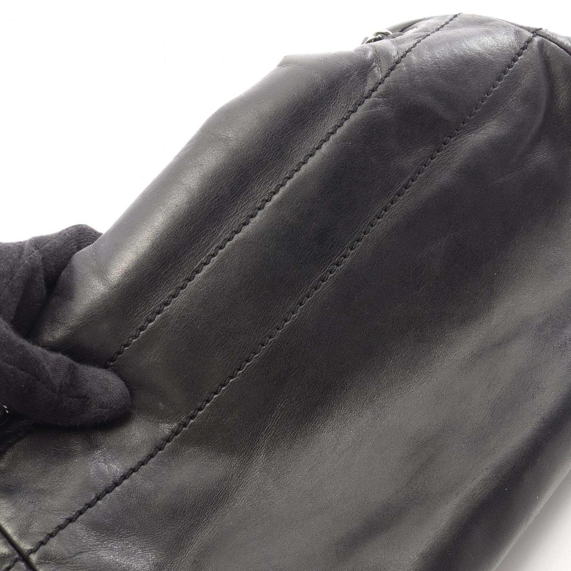Chanel Black Leather Handbag Shoulder Bag (Pre-Owned)