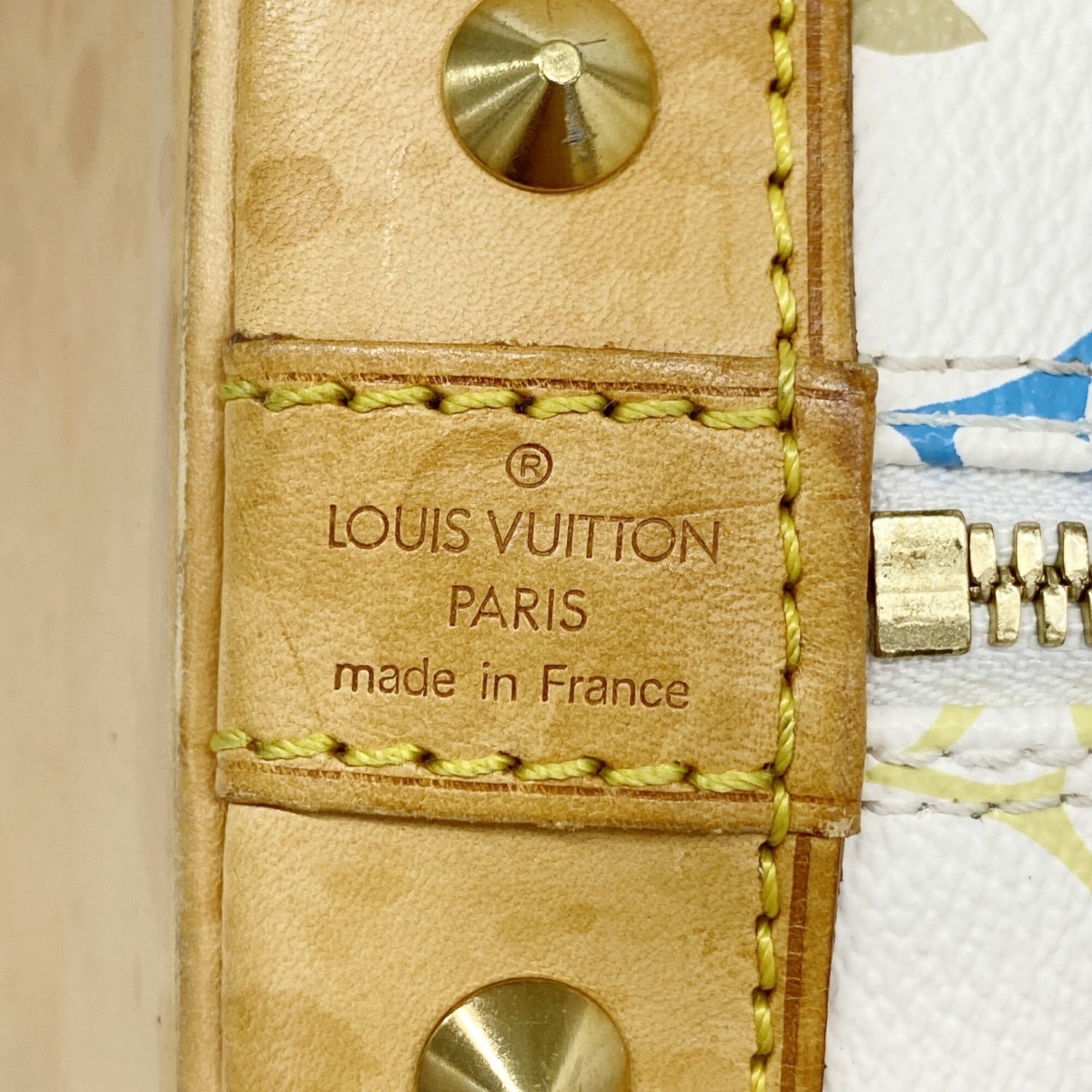 Louis Vuitton Blanc Handbag (Pre-Owned)