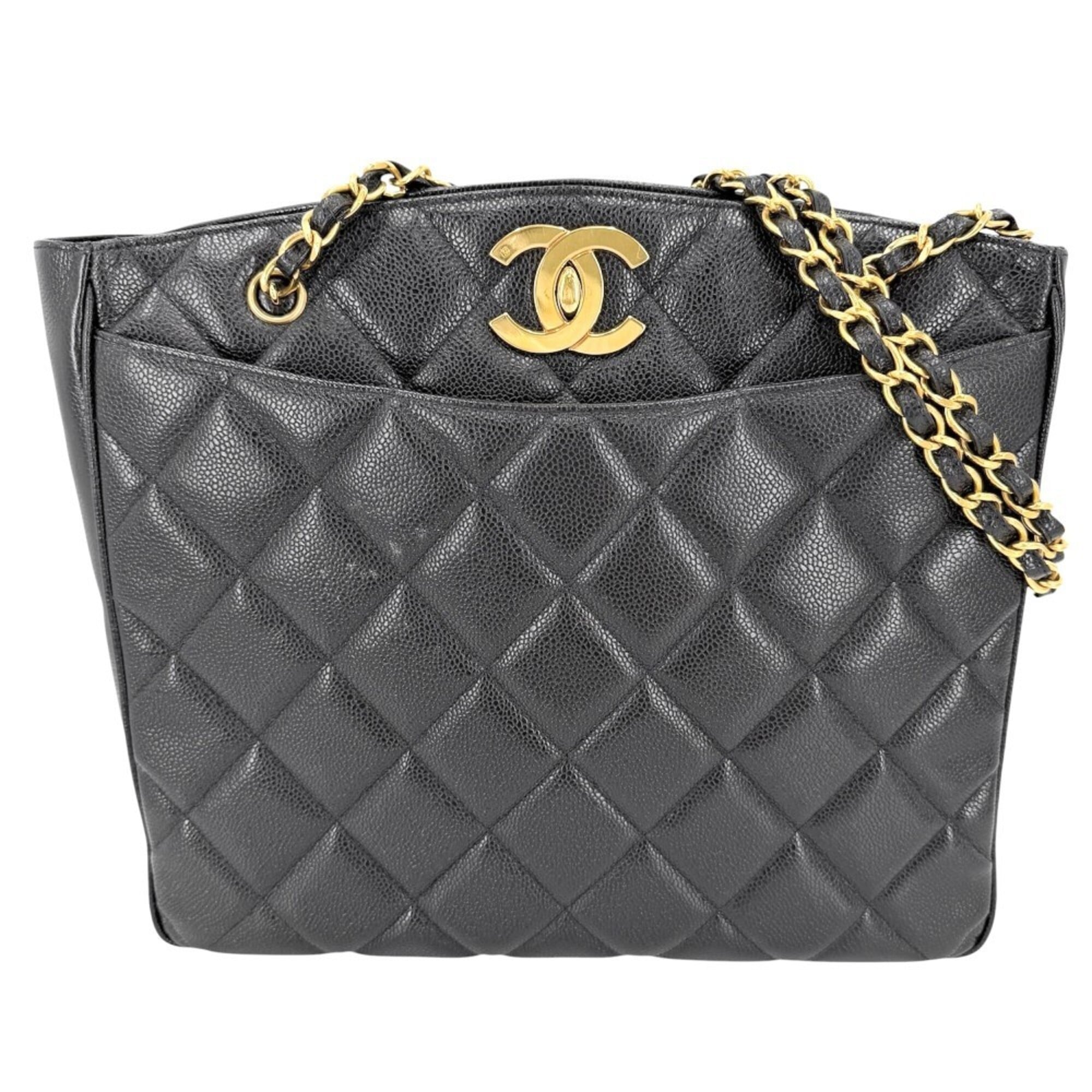 Chanel Matelasse Black Grained Calfskin Handbag (Pre-Owned)