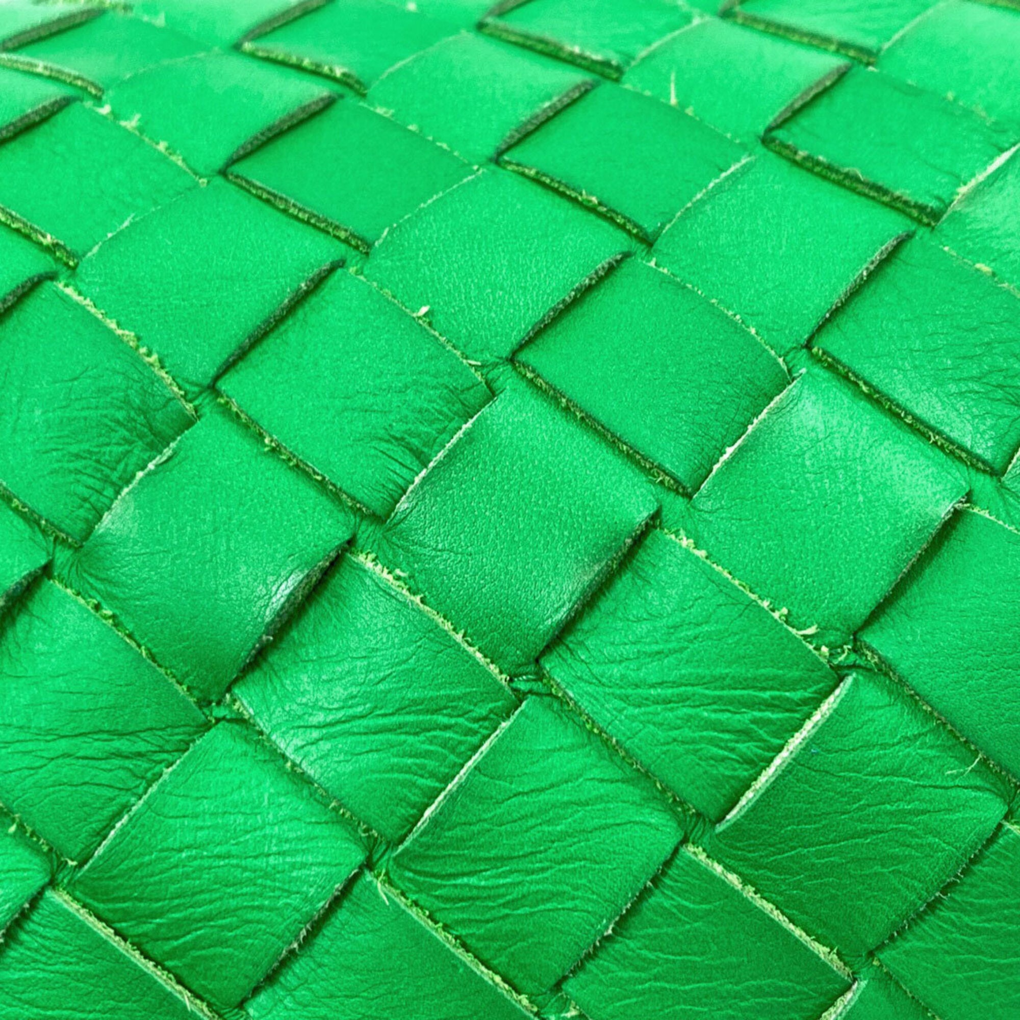 Bottega Veneta Green Leather Pouch Tote Bag (Pre-Owned)