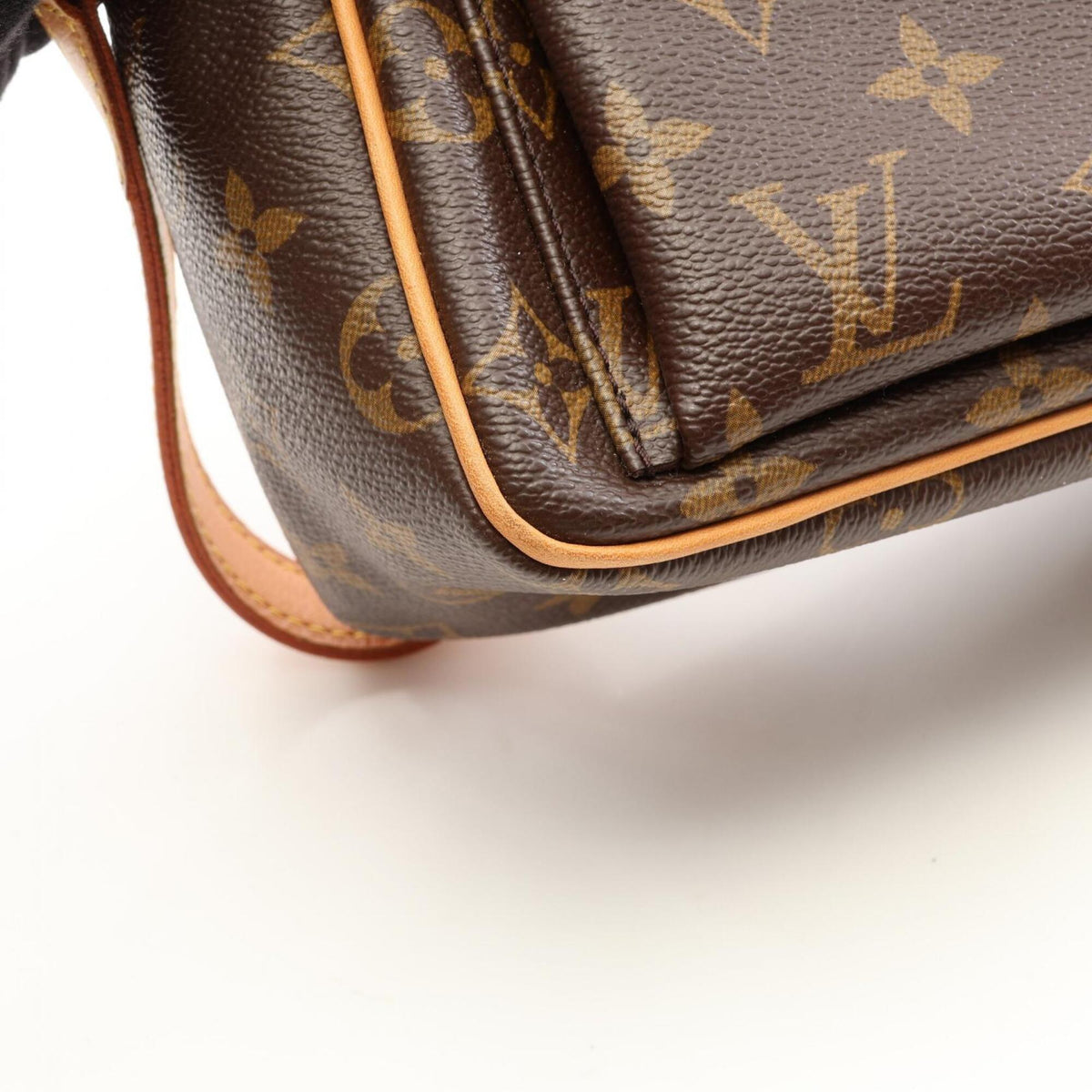 Louis Vuitton Brown Monogram Coated Canvas Leather Handbag Shoulder Bag (Pre-Owned)