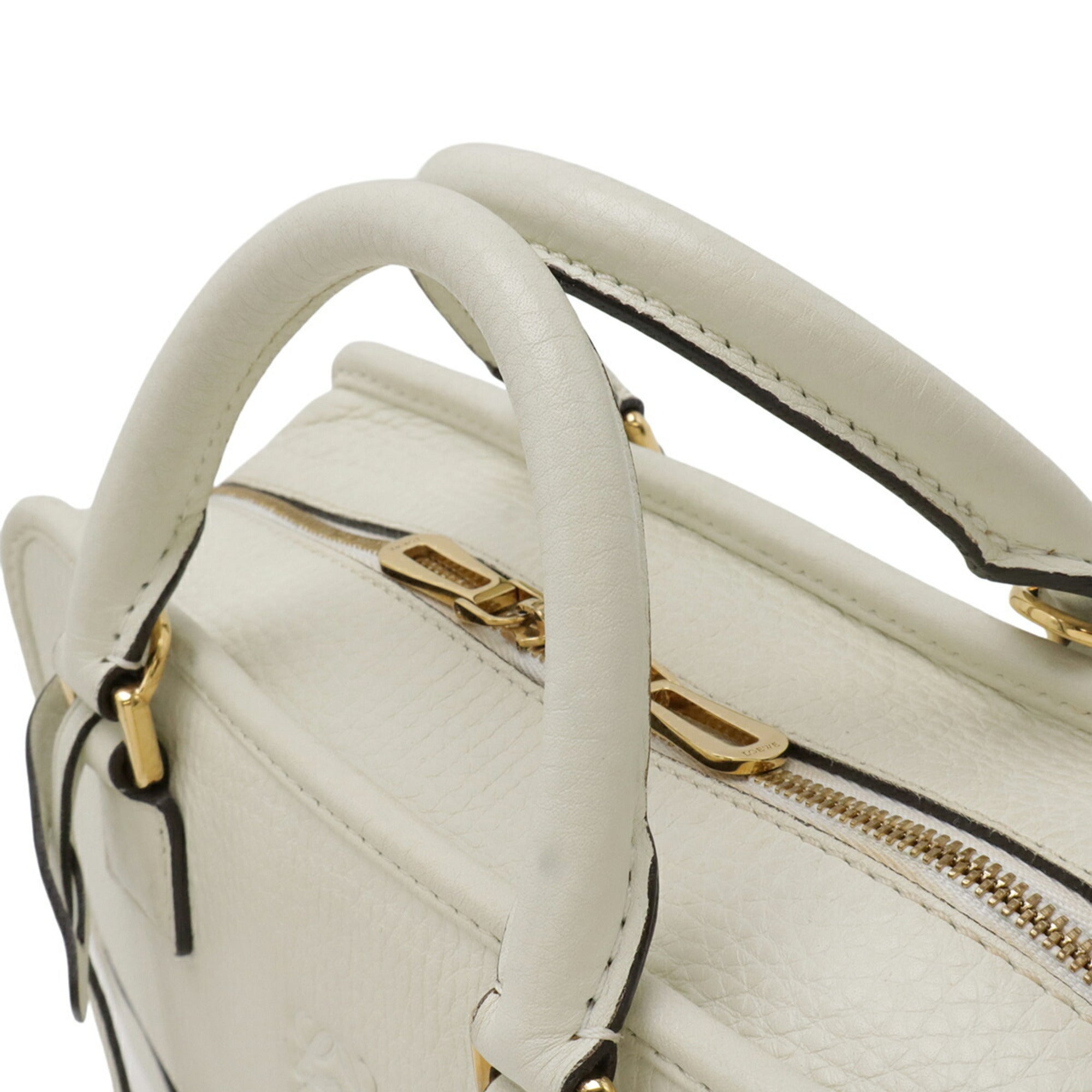 Loewe Ivory Leather Handbag Shoulder Bag (Pre-Owned)