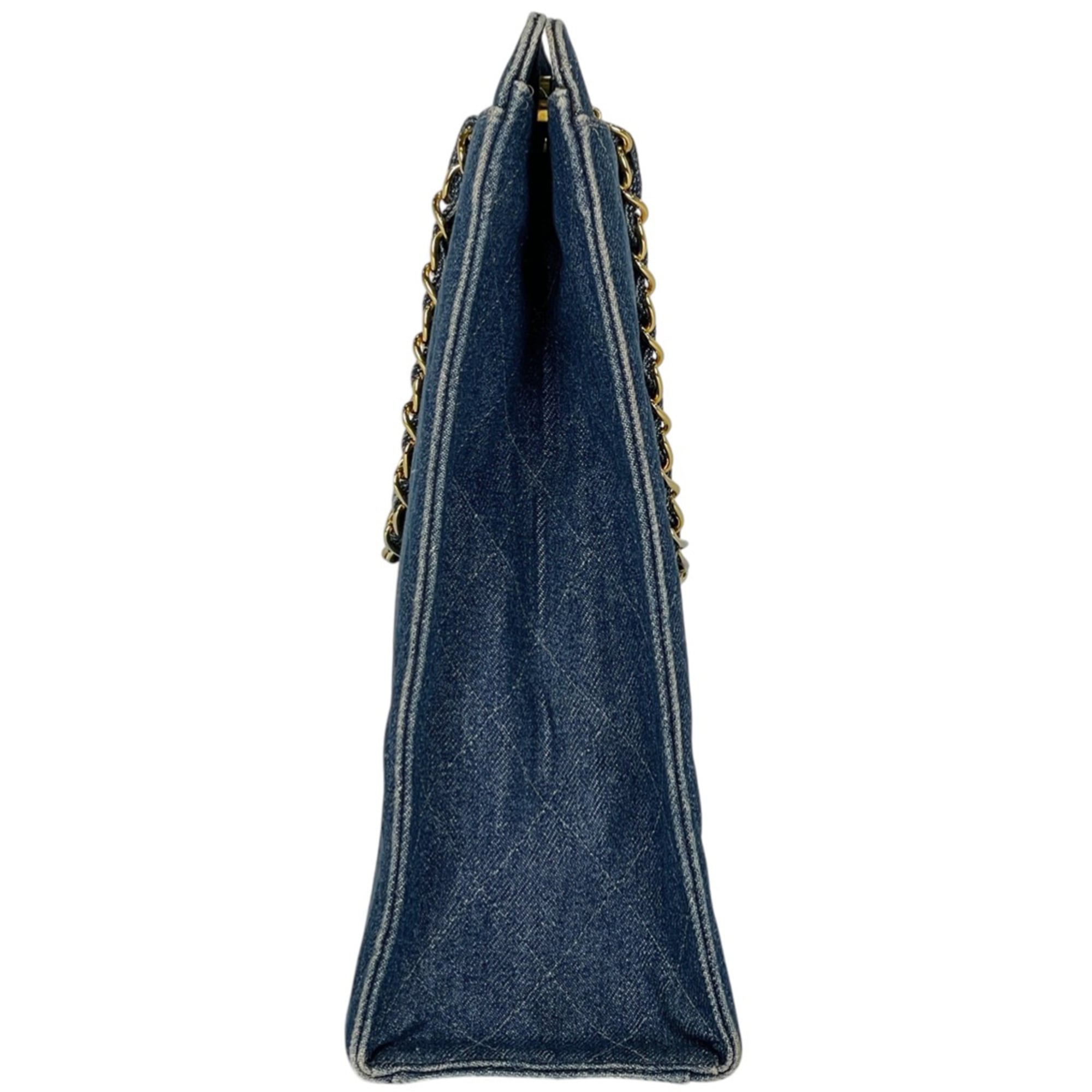 Chanel Matelasse Blue Denim Handbag Tote Bag (Pre-Owned)