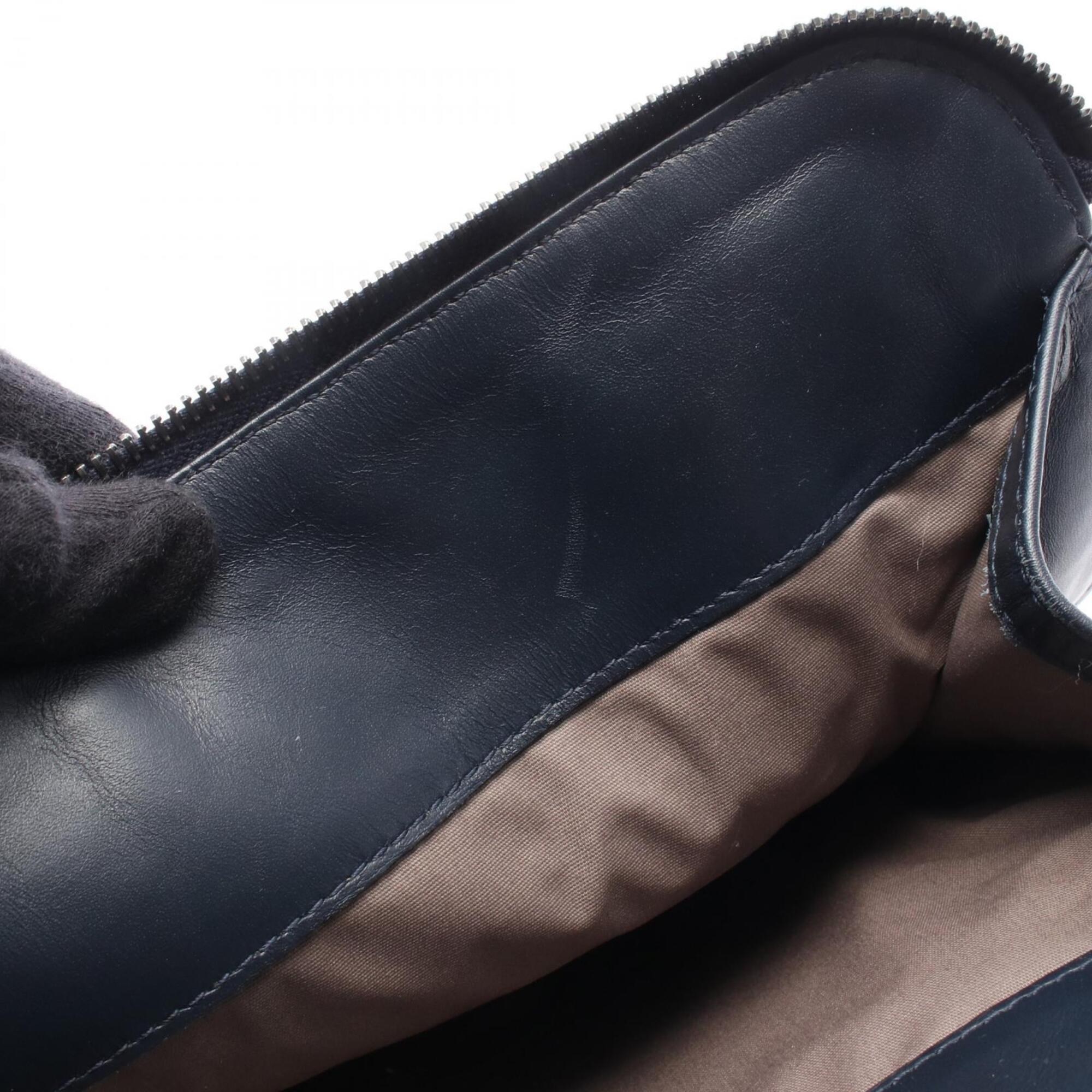 Bottega Veneta Navy Leather Clutch Bag Handbag (Pre-Owned)