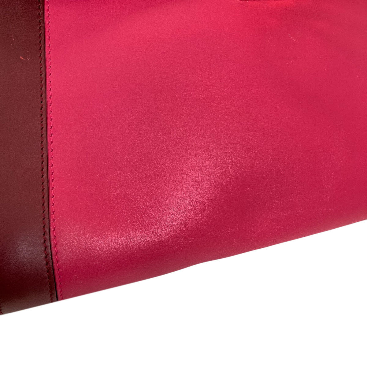 Salvatore Ferragamo Gancini Bordeaux Pink Leather Handbag (Pre-Owned)