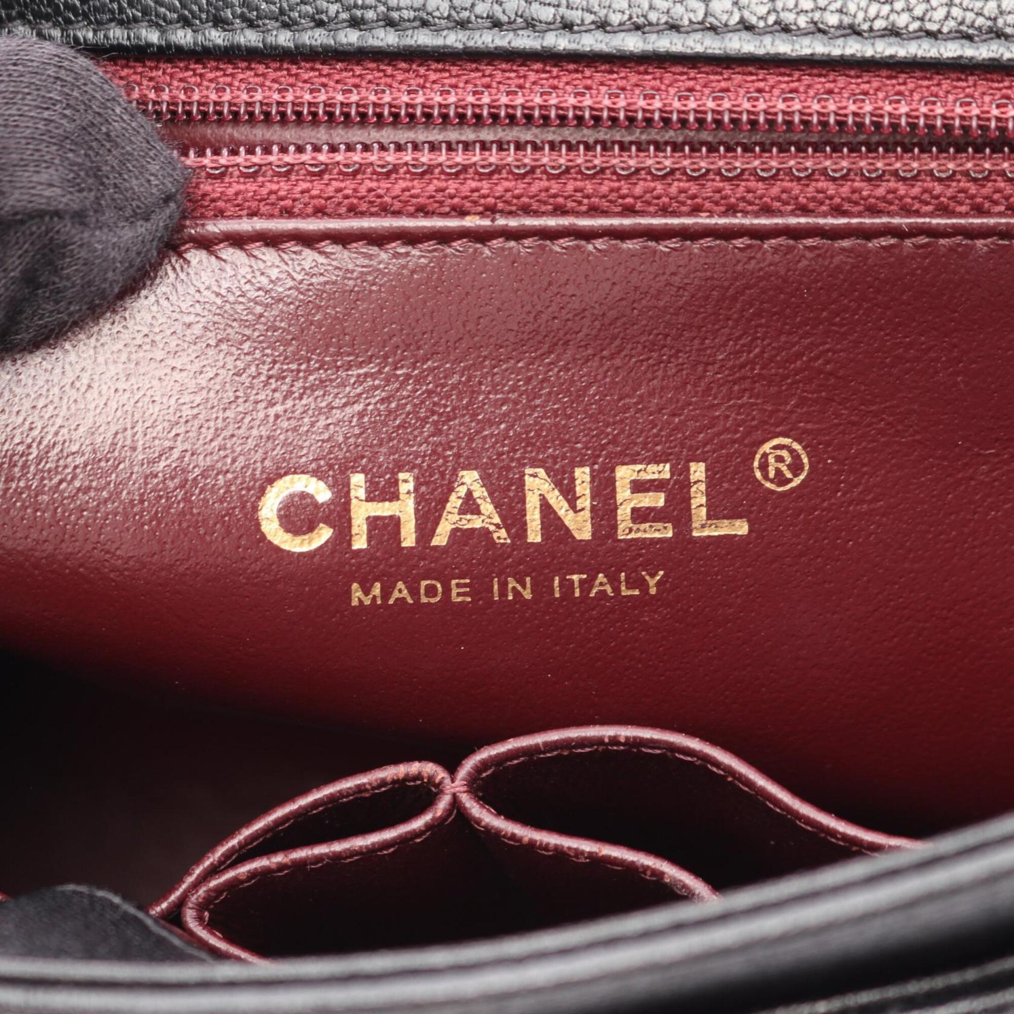 Chanel Black Leather Handbag Shoulder Bag (Pre-Owned)