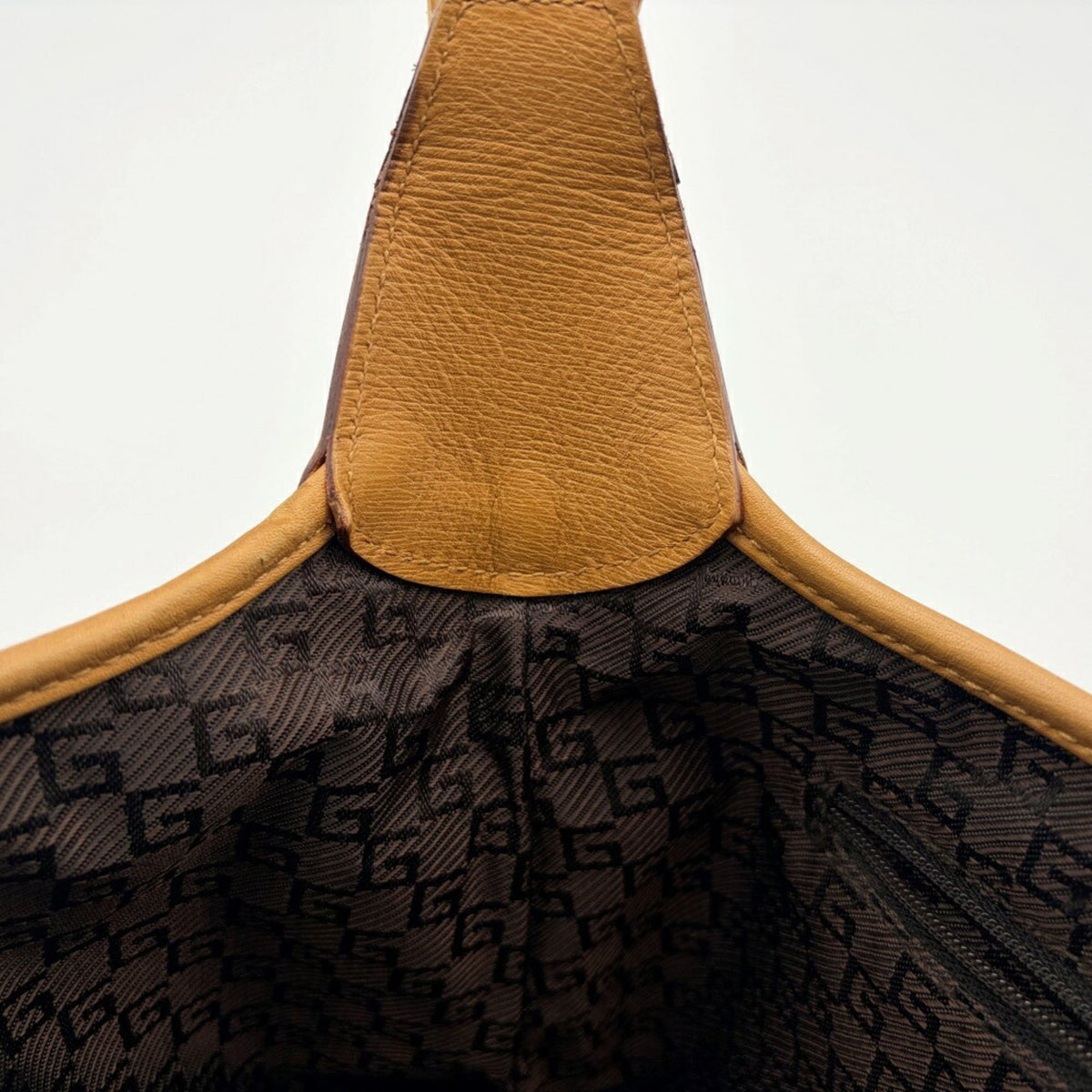 Gucci Camel Bamboo Leather Shoulder Bag (Pre-Owned)