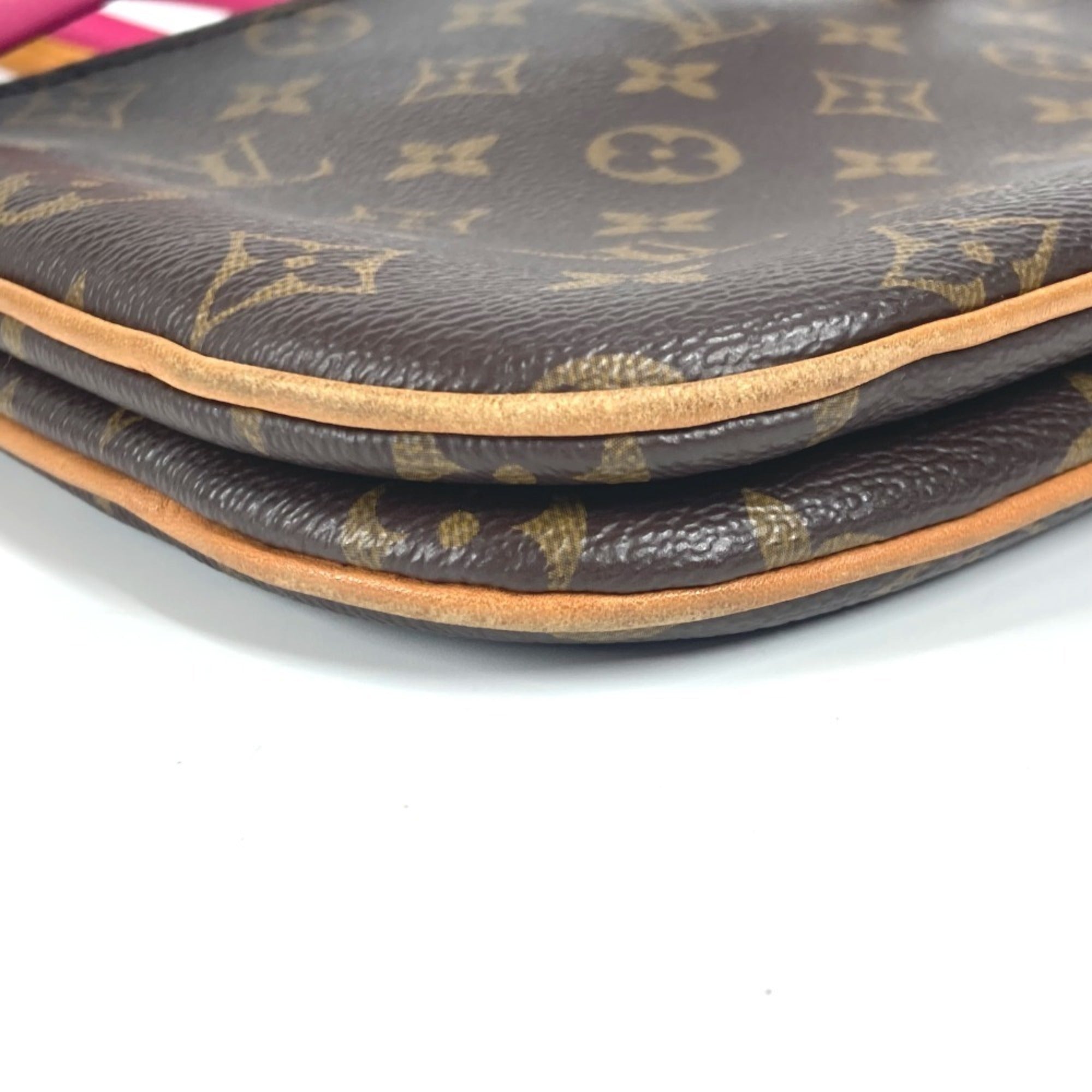 Louis Vuitton Brown Monogram Pink Monogram Pochette Shoulder Bag (Pre-Owned)