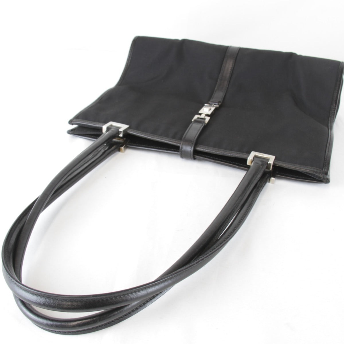 Gucci Black White Nylon Handbag (Pre-Owned)