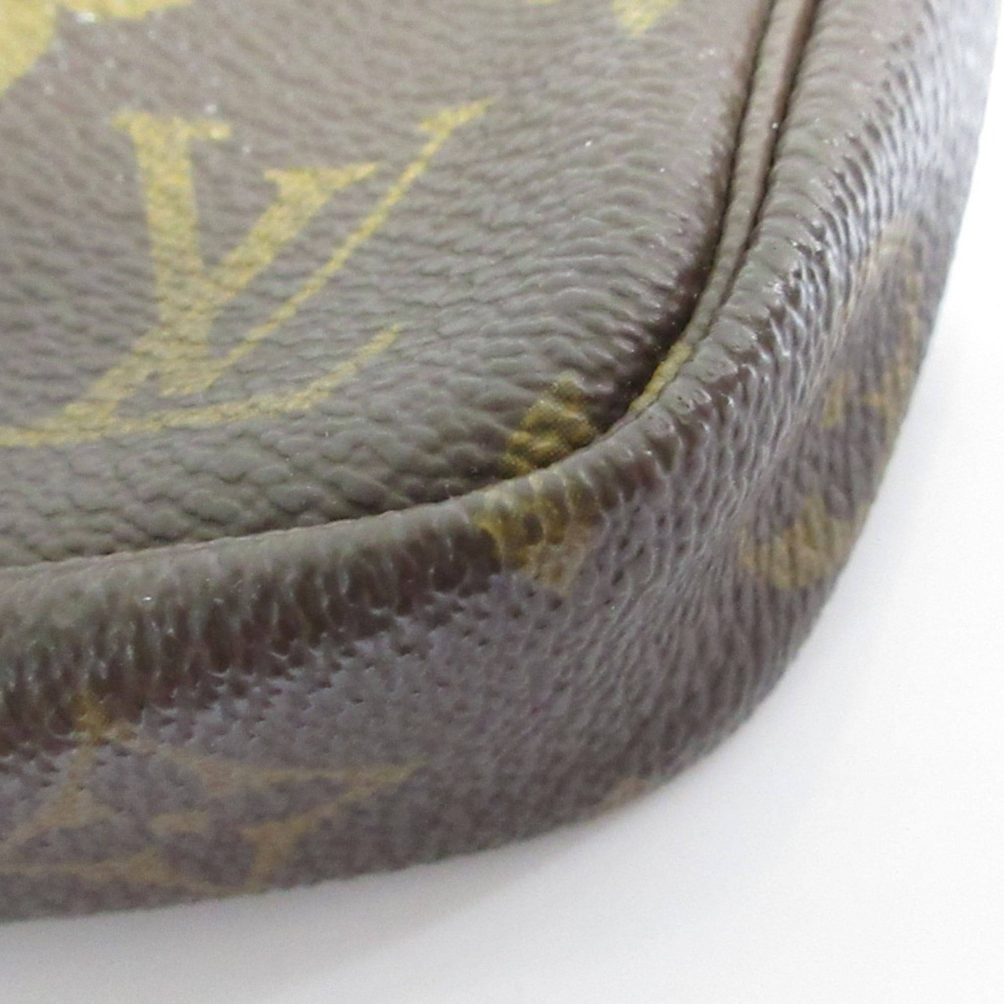 Louis Vuitton Brown Monogram Pouch (Pre-Owned)