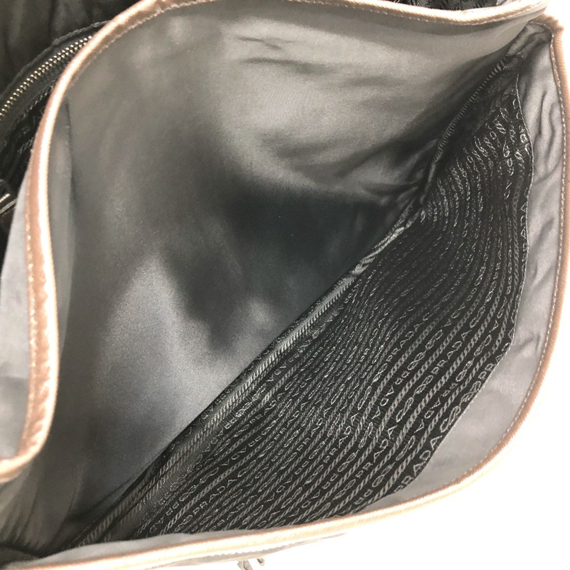 Prada Black Cloth Shoulder Bag (Pre-Owned)
