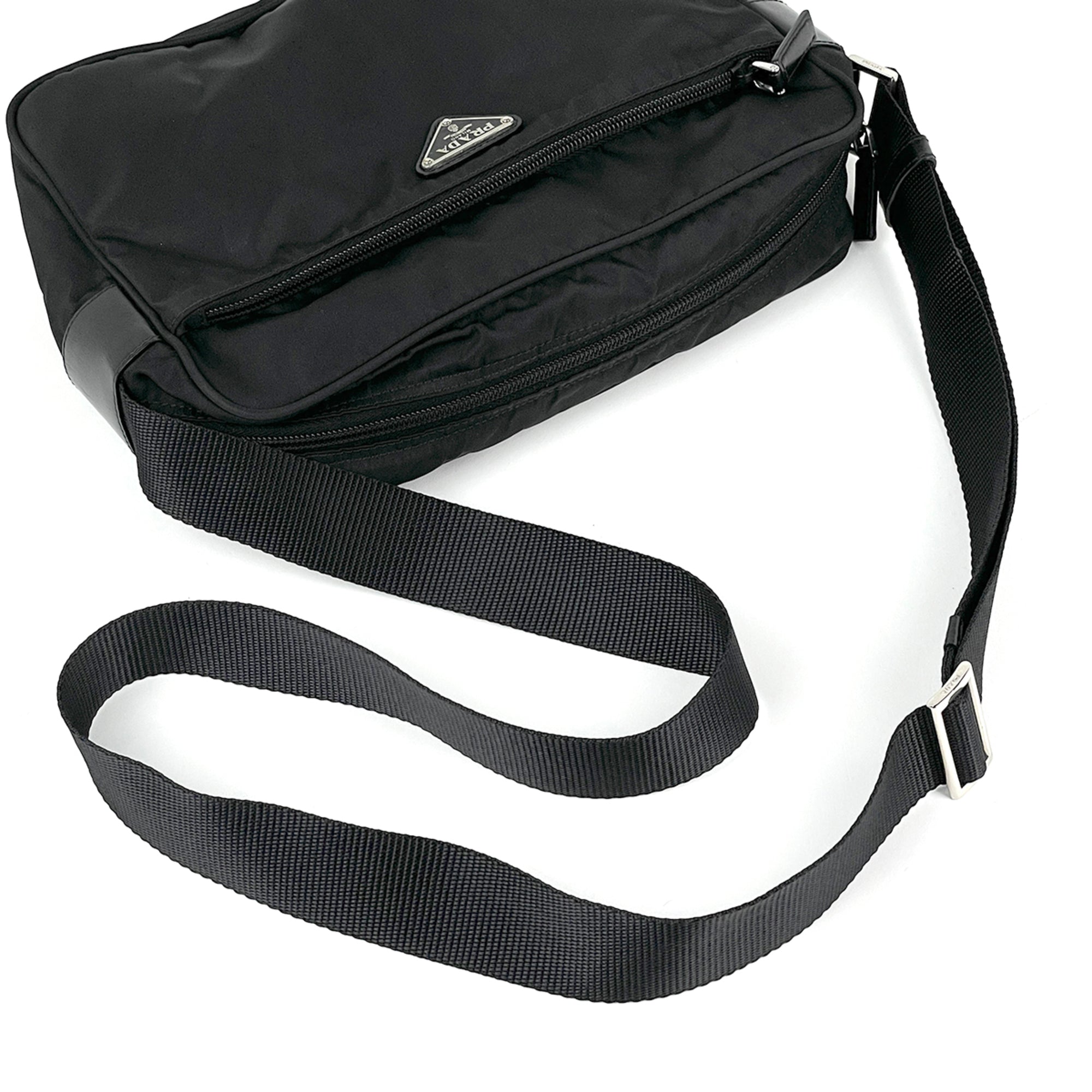 Prada Black Nylon Shoulder Bag (Pre-Owned)
