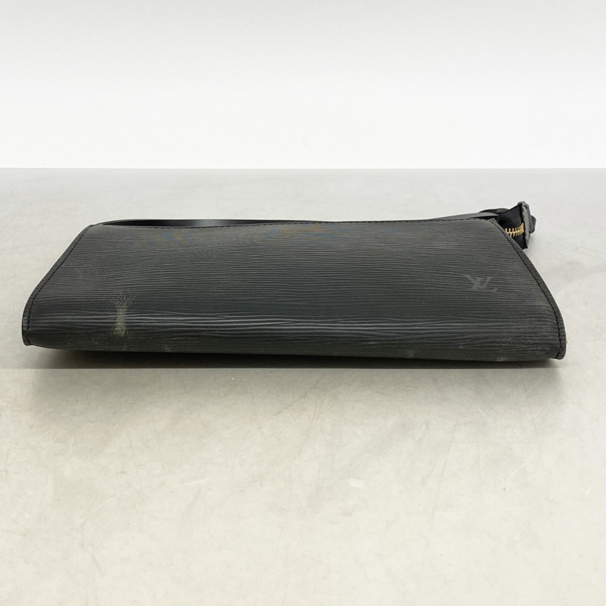 Louis Vuitton Noir Pouch (Pre-Owned)