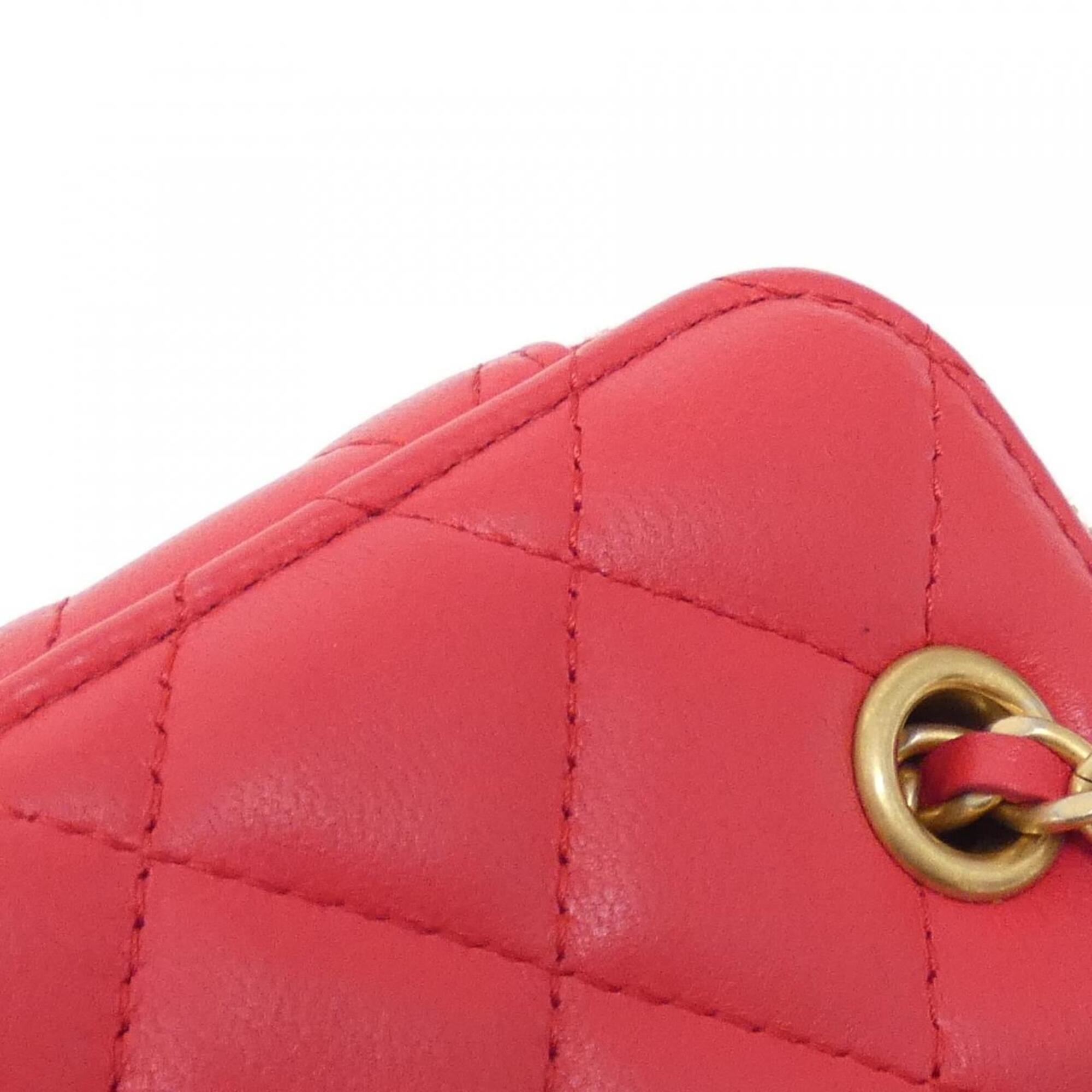 Chanel Red Color Leather Shoulder Bag (Pre-Owned)