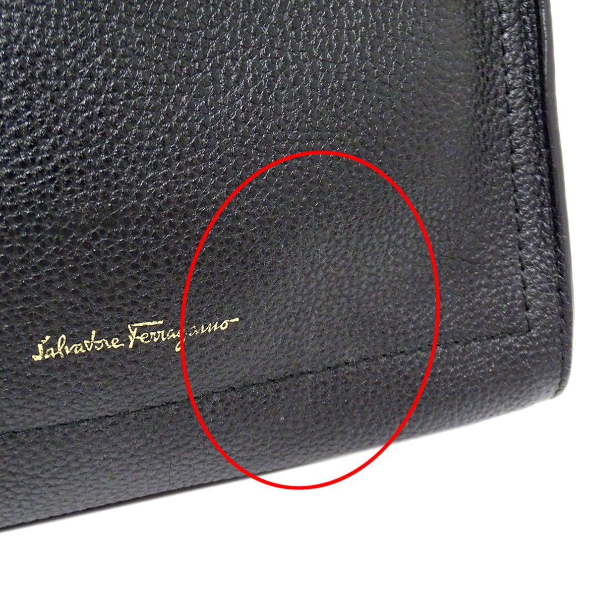 Salvatore Ferragamo Black Leather Handbag Shoulder Bag (Pre-Owned)