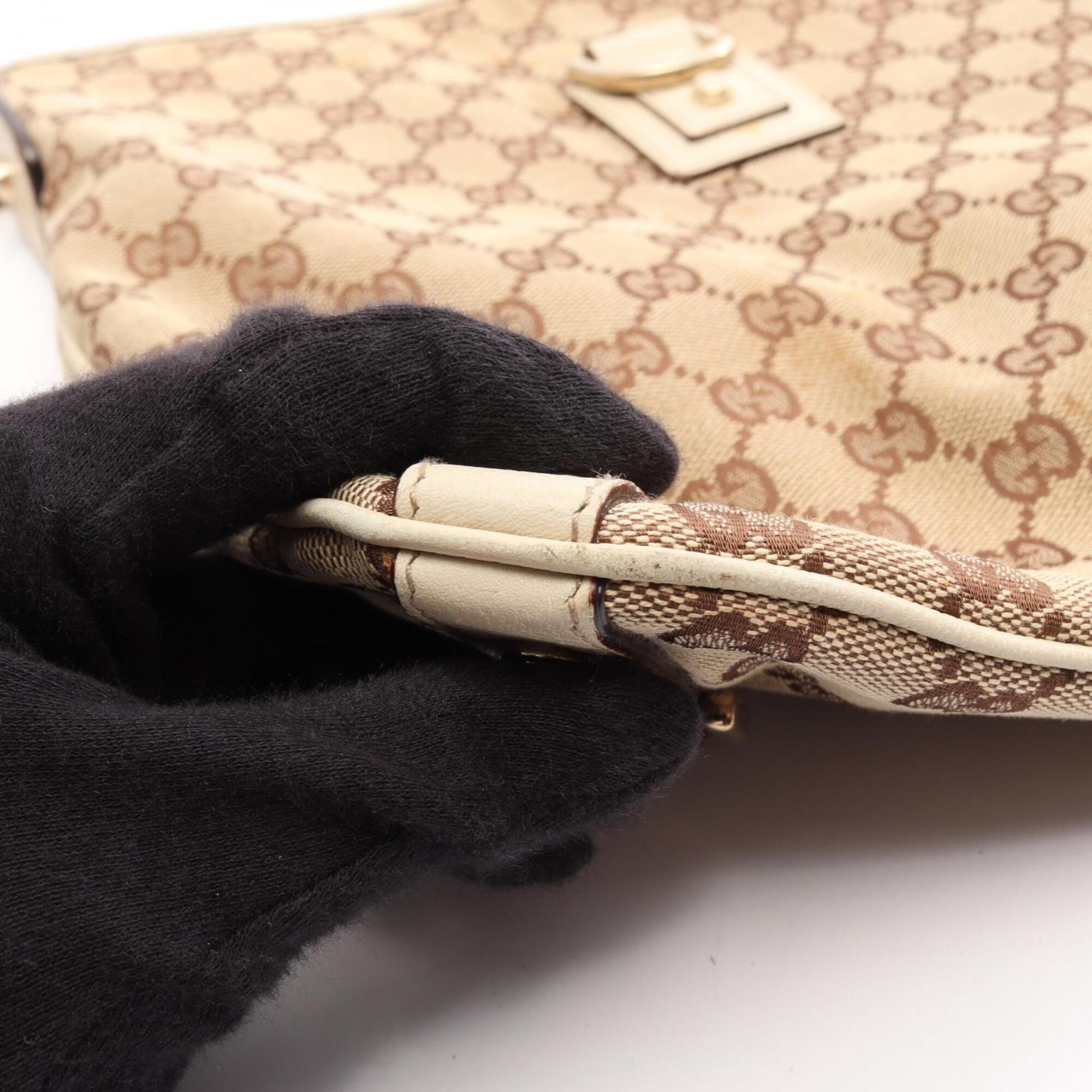 Gucci Beige White Gg Canvas Handbag Shoulder Bag (Pre-Owned)