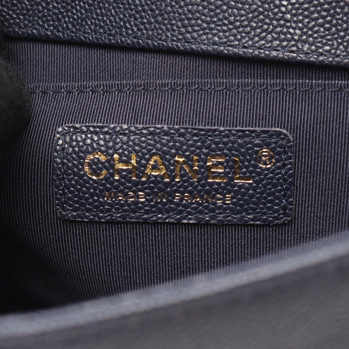 Chanel Boy Chanel Navy Grained Calfskin Handbag Shoulder Bag (Pre-Owned)