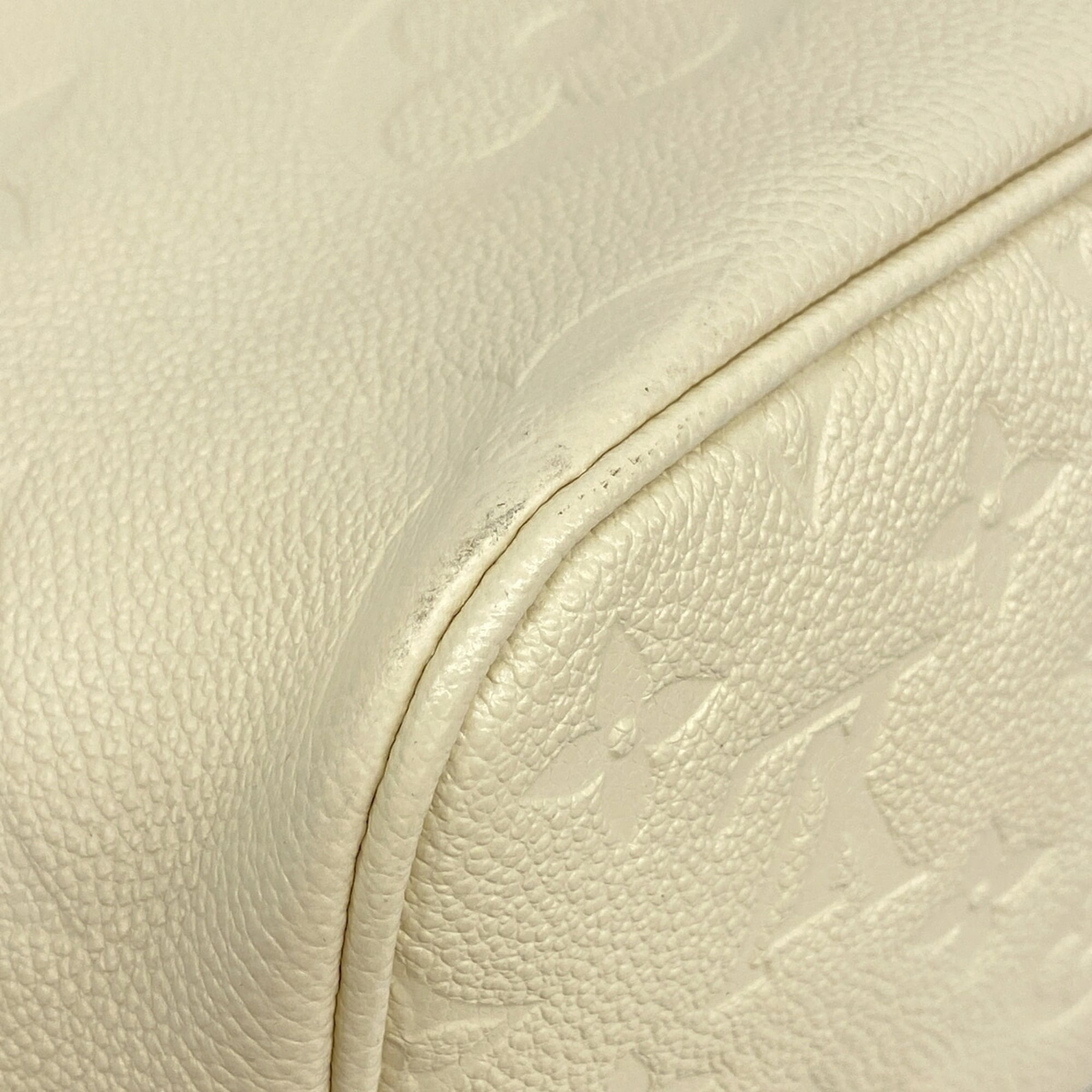 Louis Vuitton Cream Tote Bag (Pre-Owned)